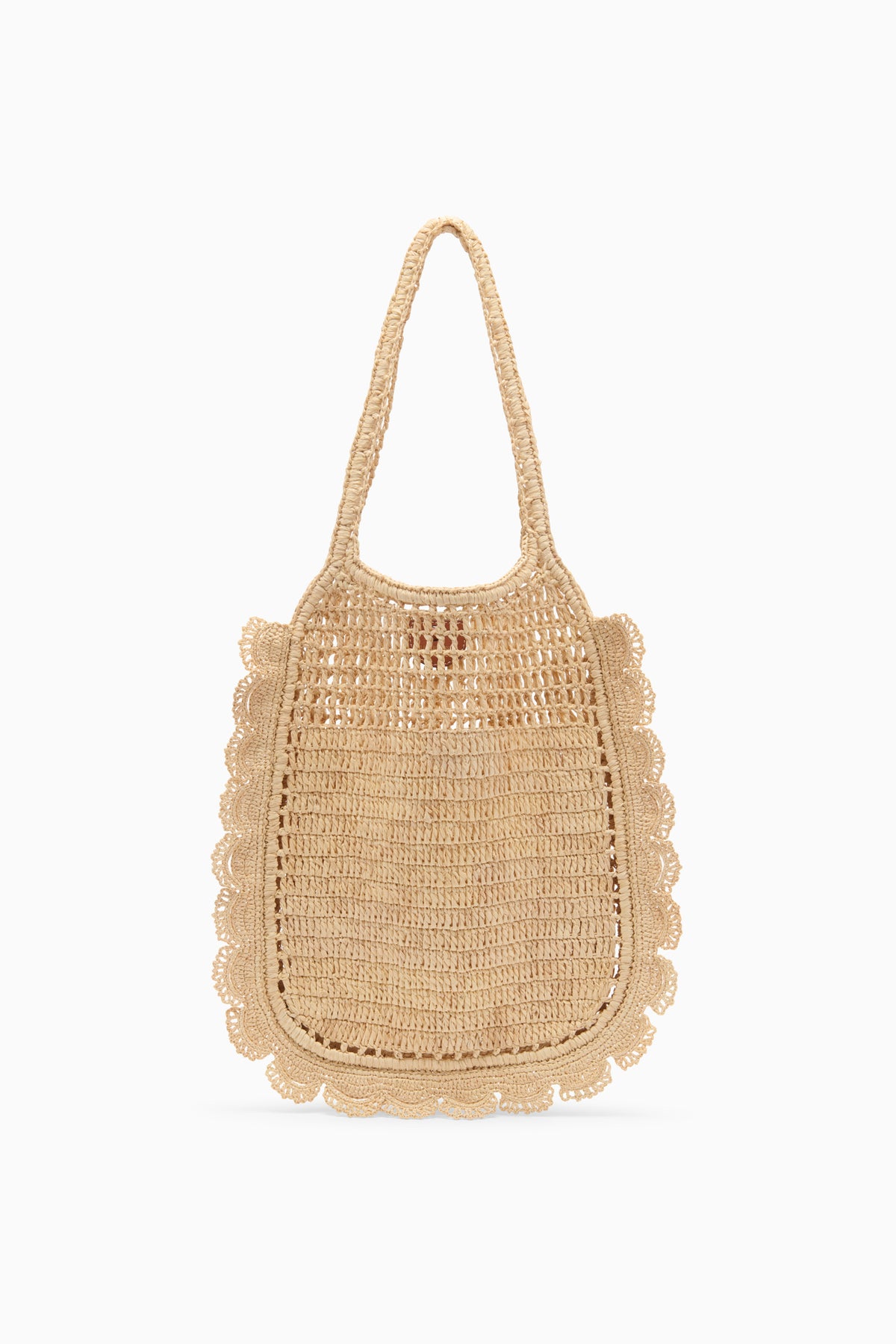 Panier plat en raphia naturel crocheté à la main avec bord festonné - Vue de face | Ulla Johnson