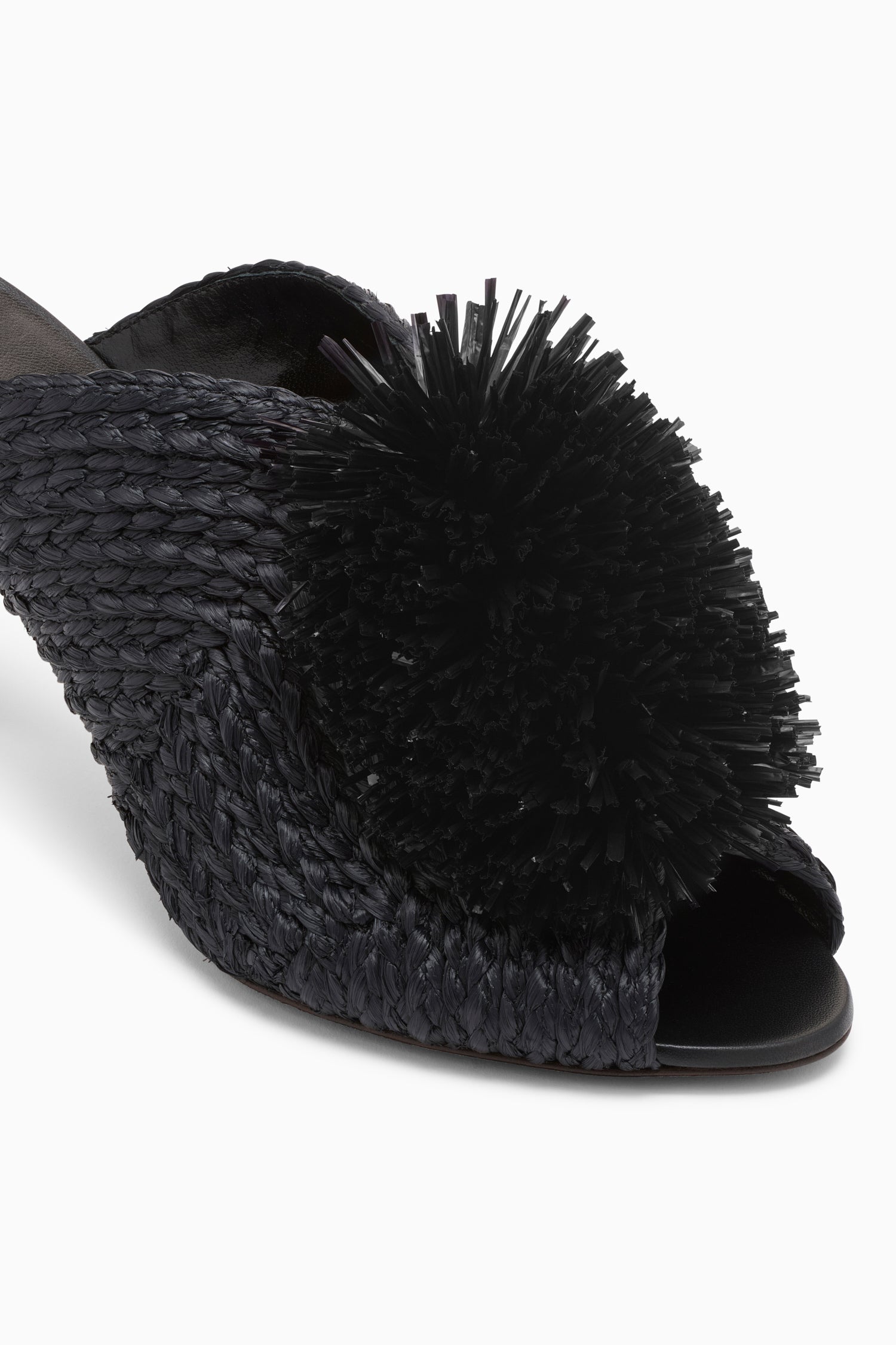 Ulla Johnson Mule mit hohem Absatz aus Bastfransen – Noir
