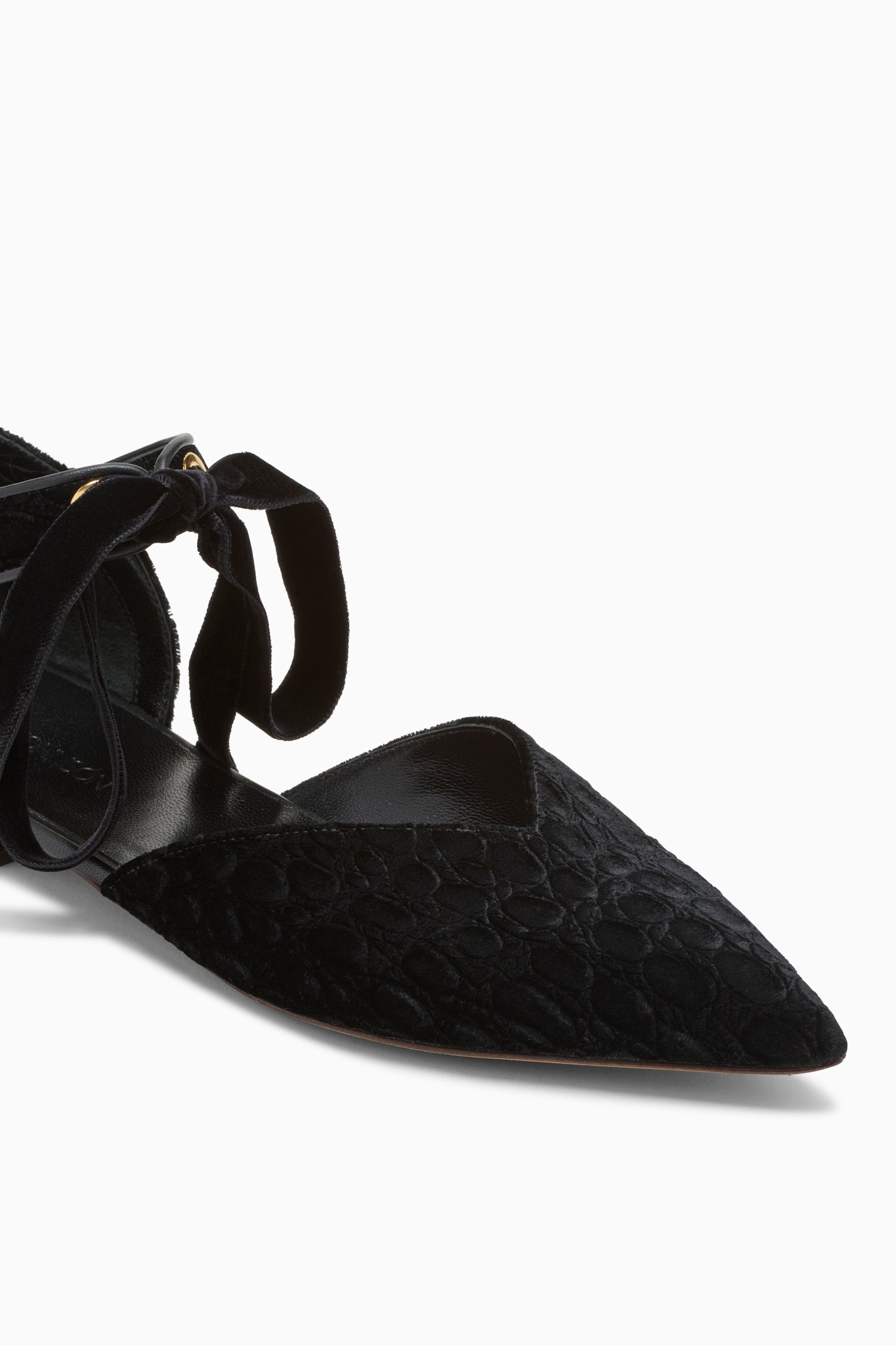 Corinna Eyelet Flat - Noir