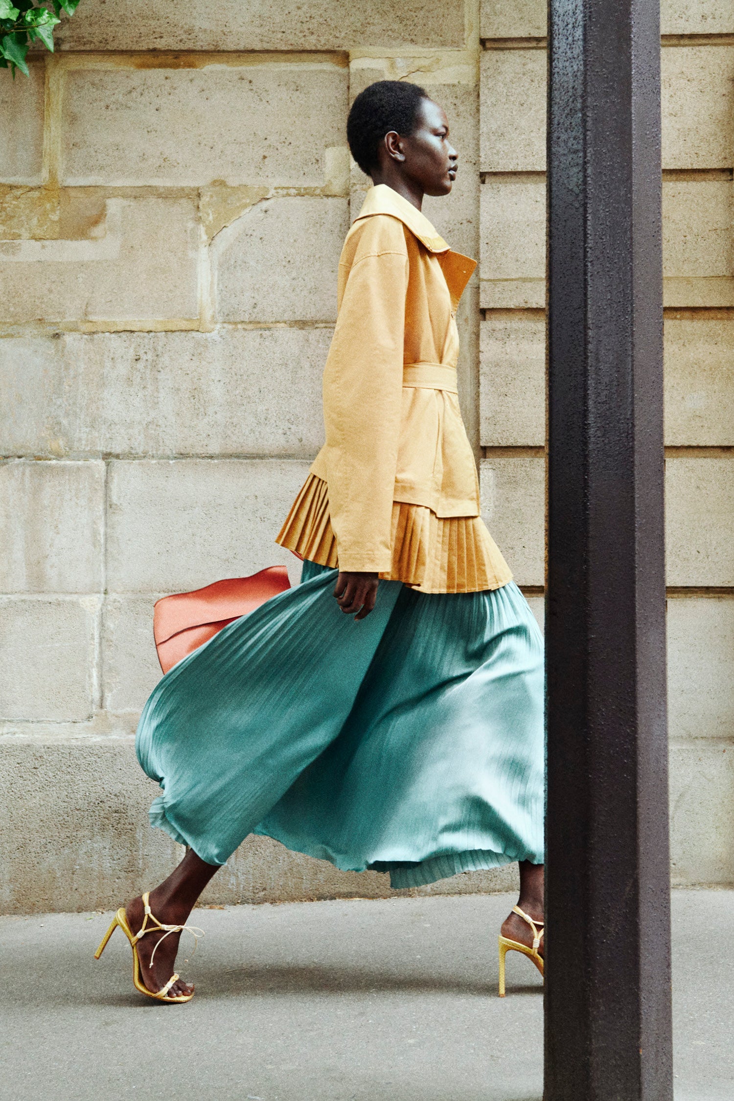 Lison Jacket w/ Pleat Detail - Almond