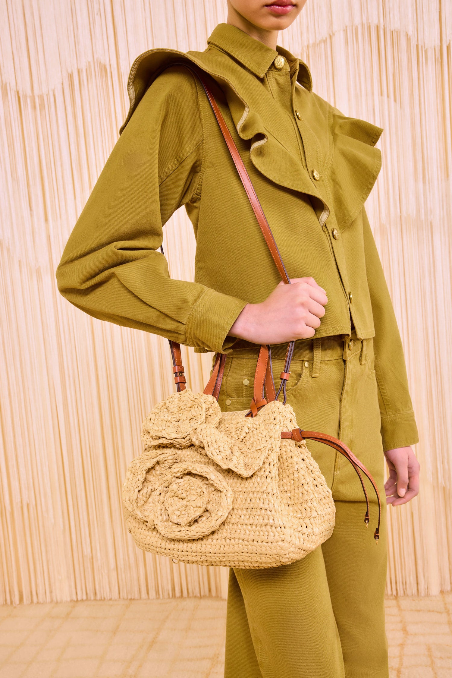 Gio Floral Raffia Crossbody - Natural