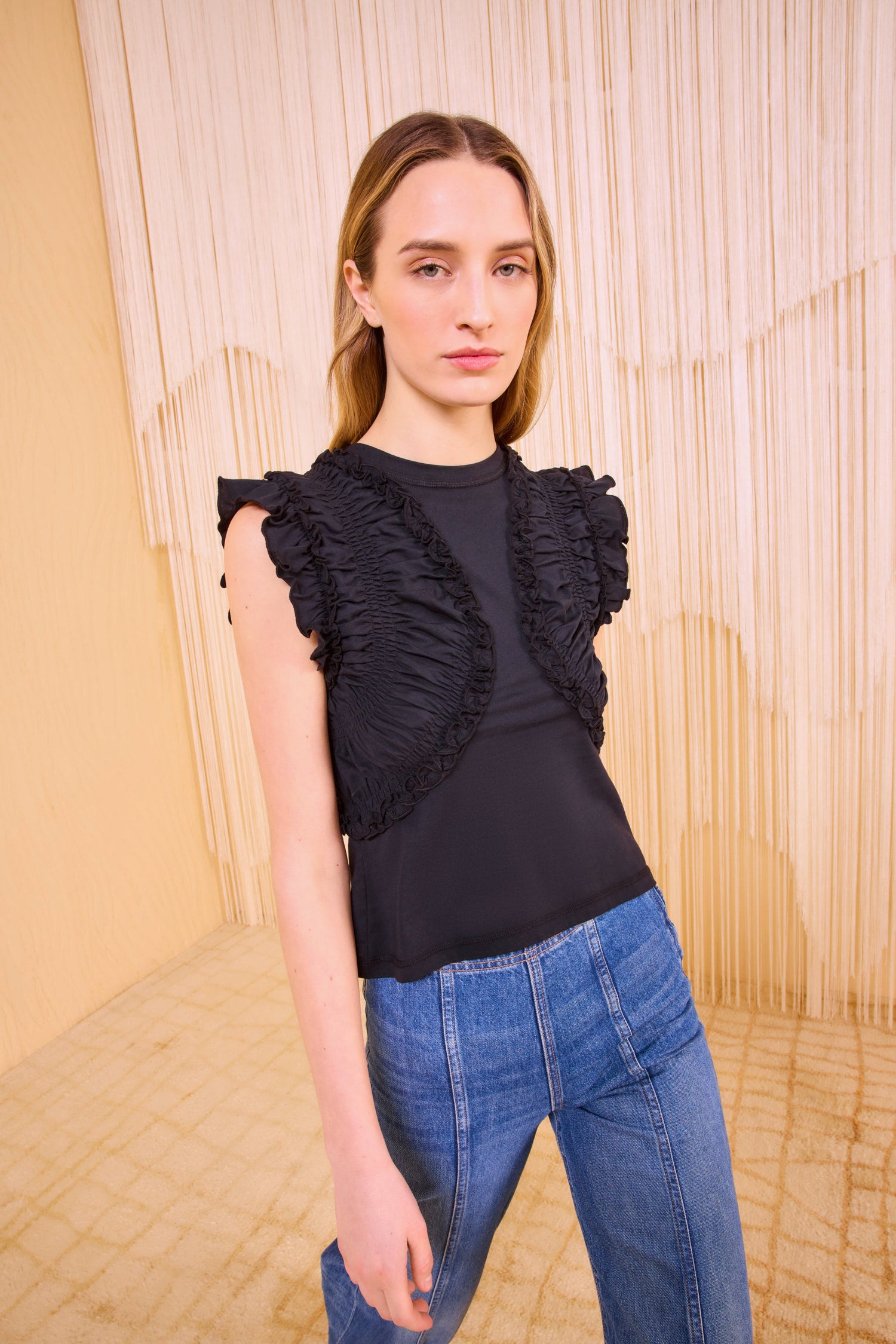 Val Sleeveless Ruffled Top - Noir