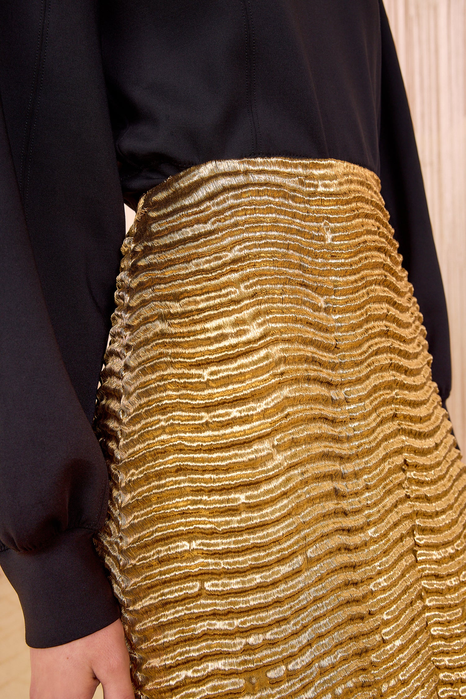 Emira Metallic High Waist Pencil Skirt - Oro