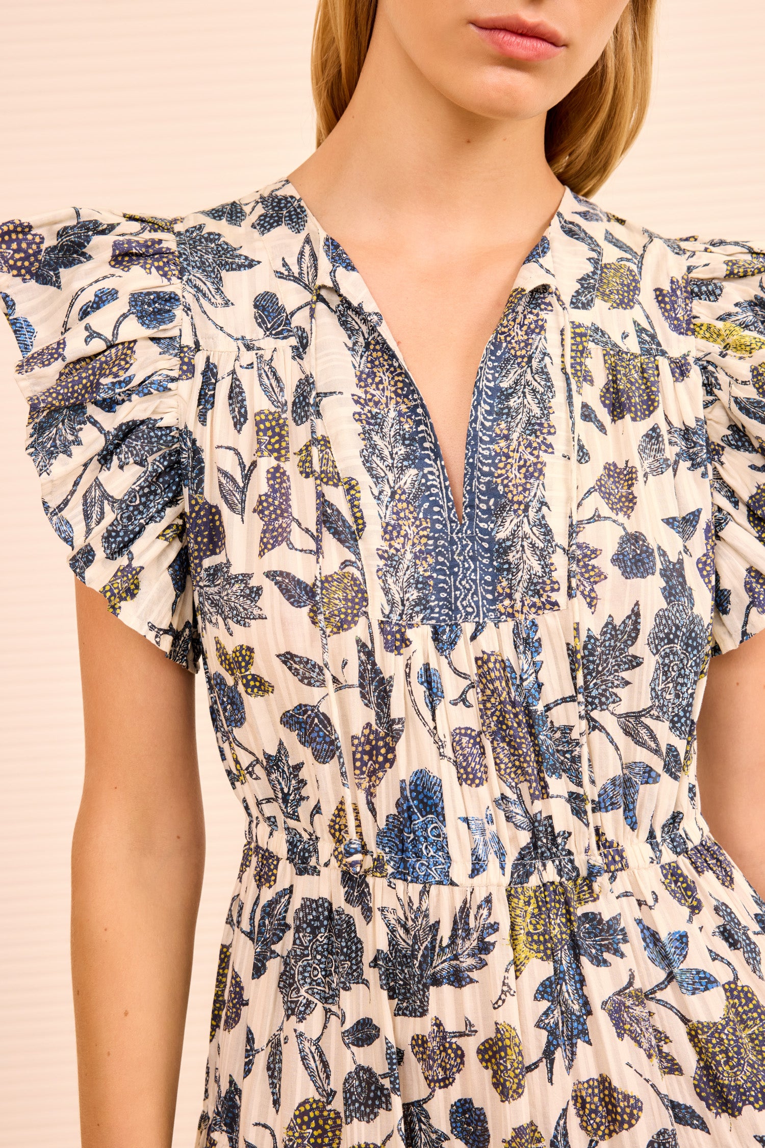 Kairi Flutter Sleeve Midi Dress - Porcelain