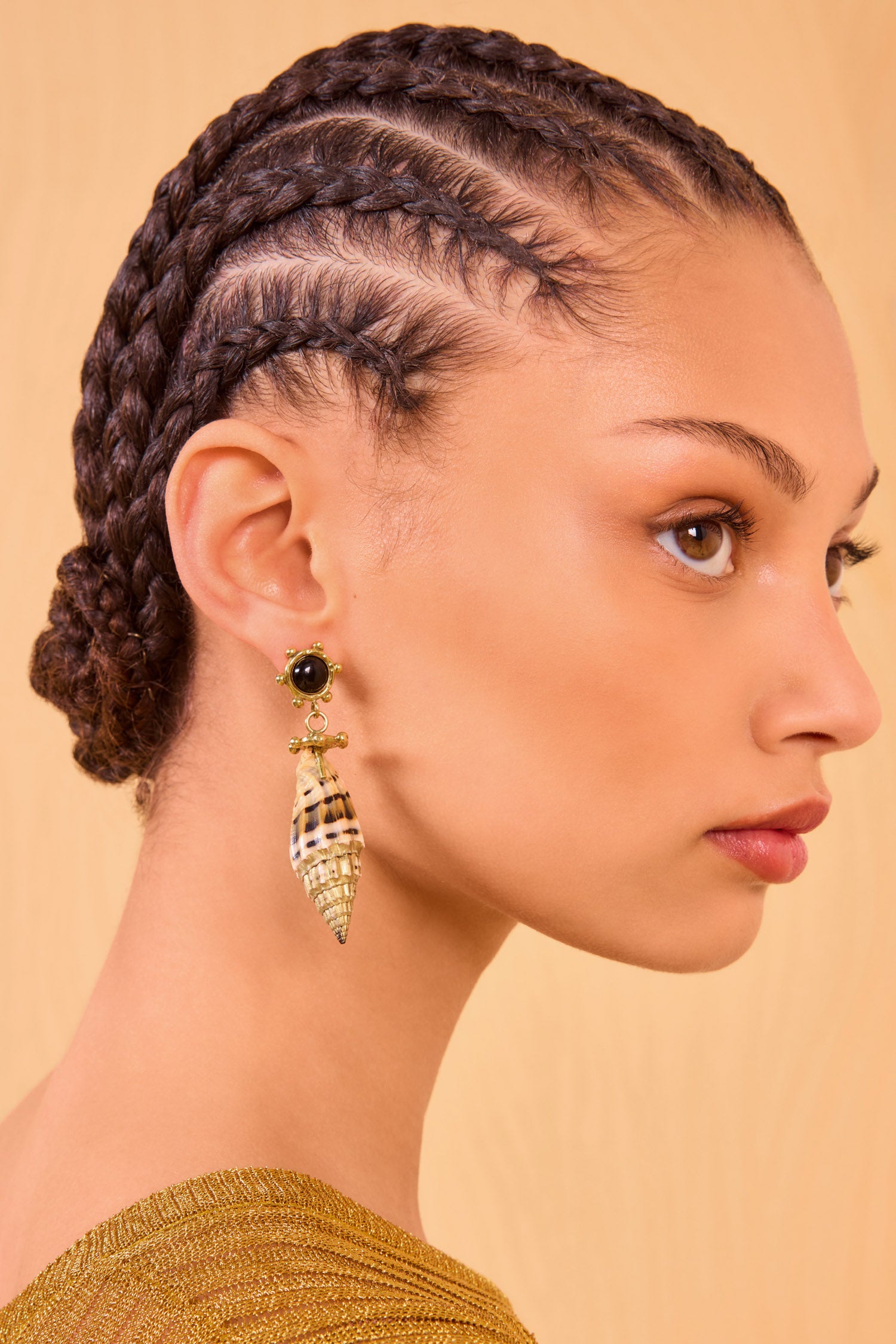 Leiro Black Onyx & Gold Dipped Shell Dro - Black Onyx