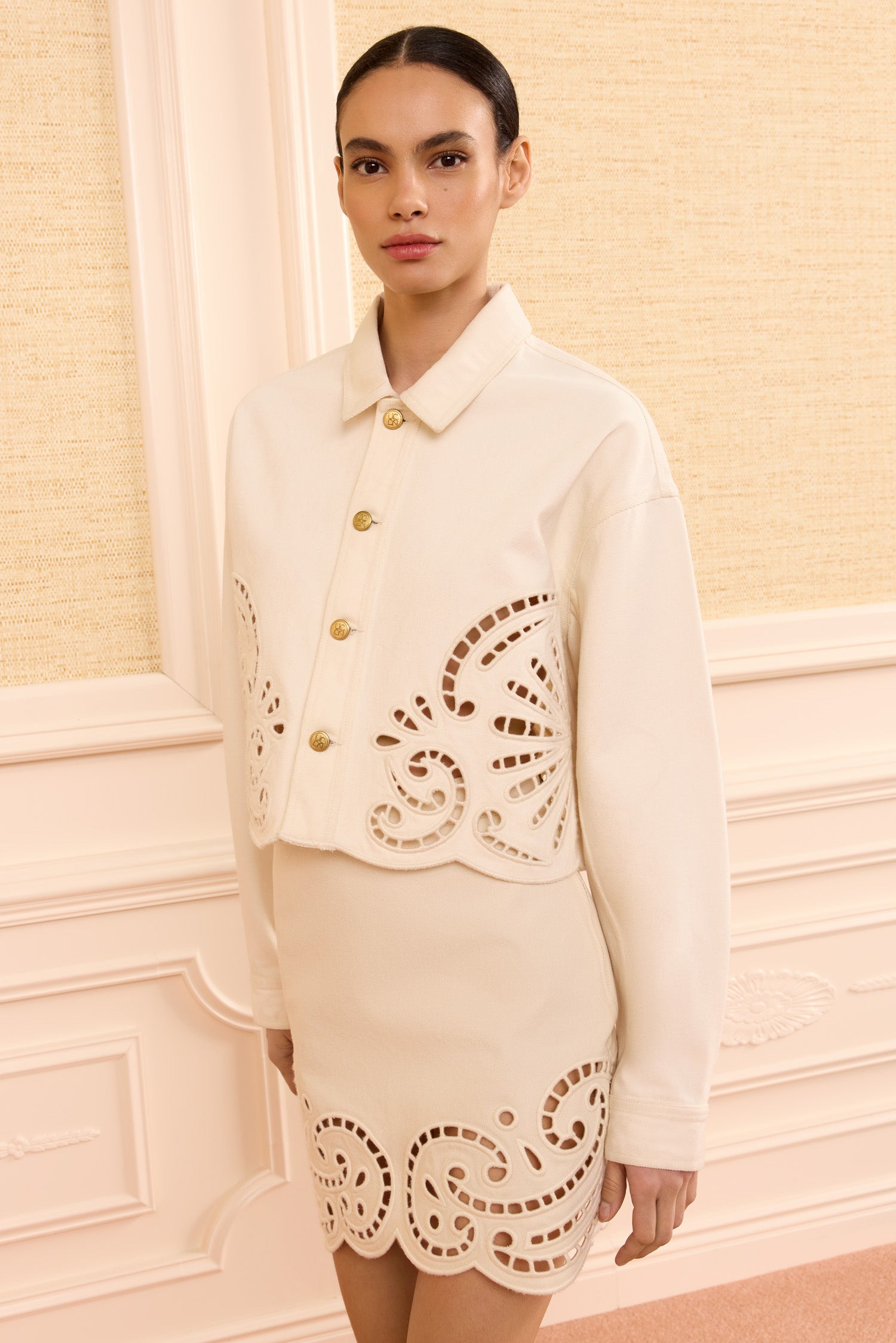 The Bobbi Jacket with Eyelet - Cowrie