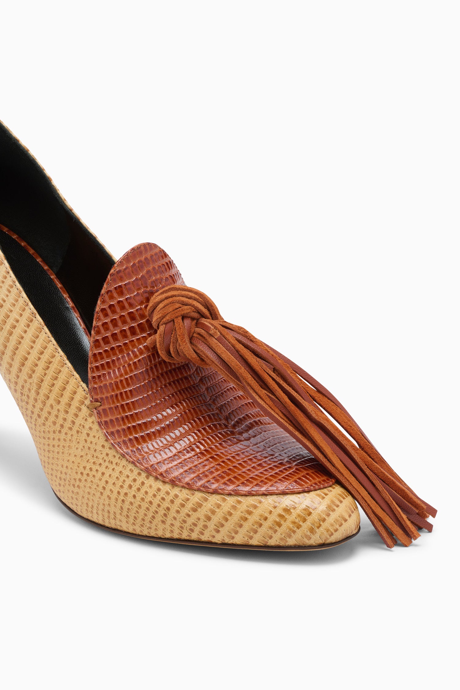 Agata Tassel Pump - Bisque