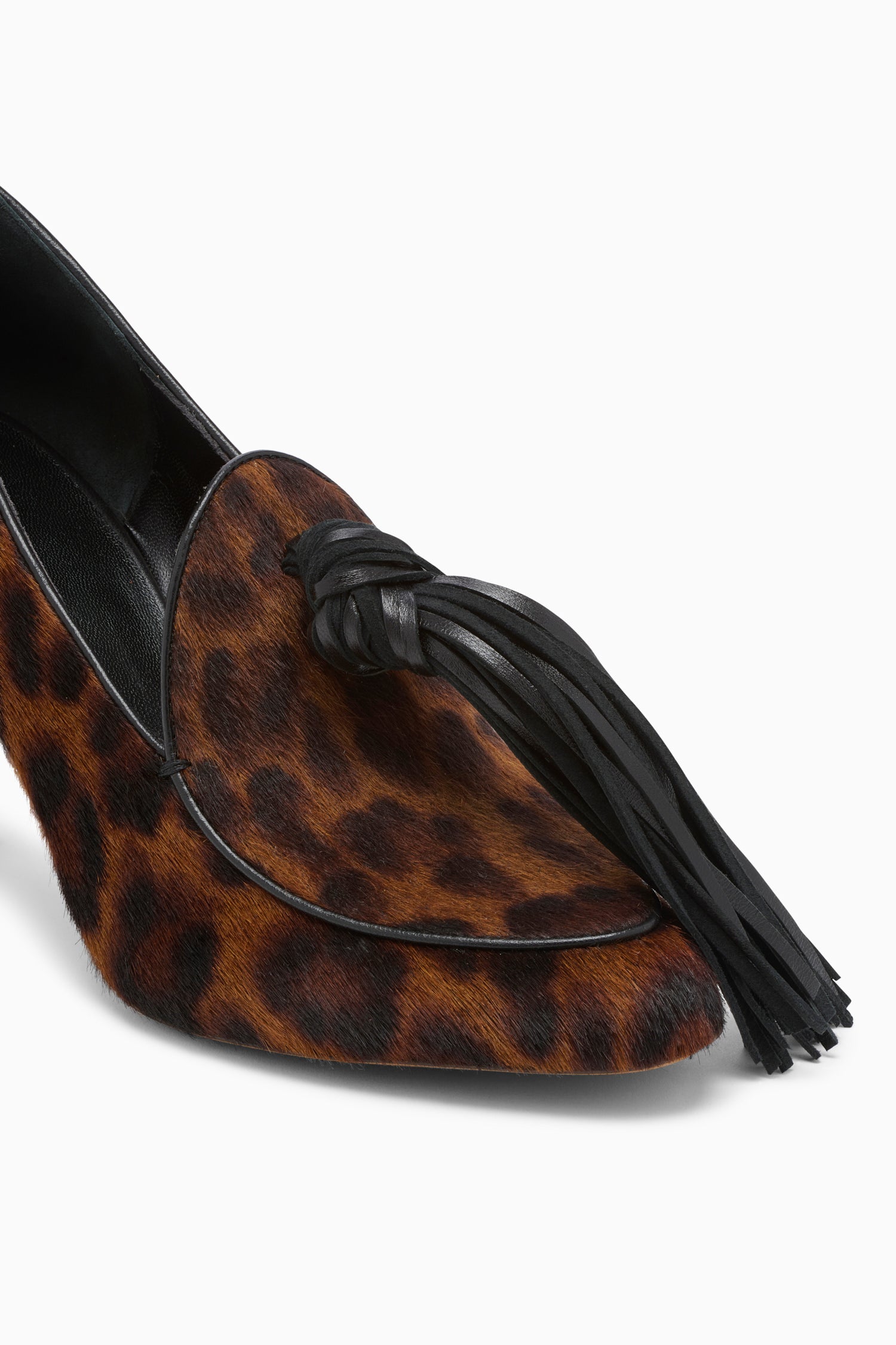 Agata Tassel Pump - Leopard