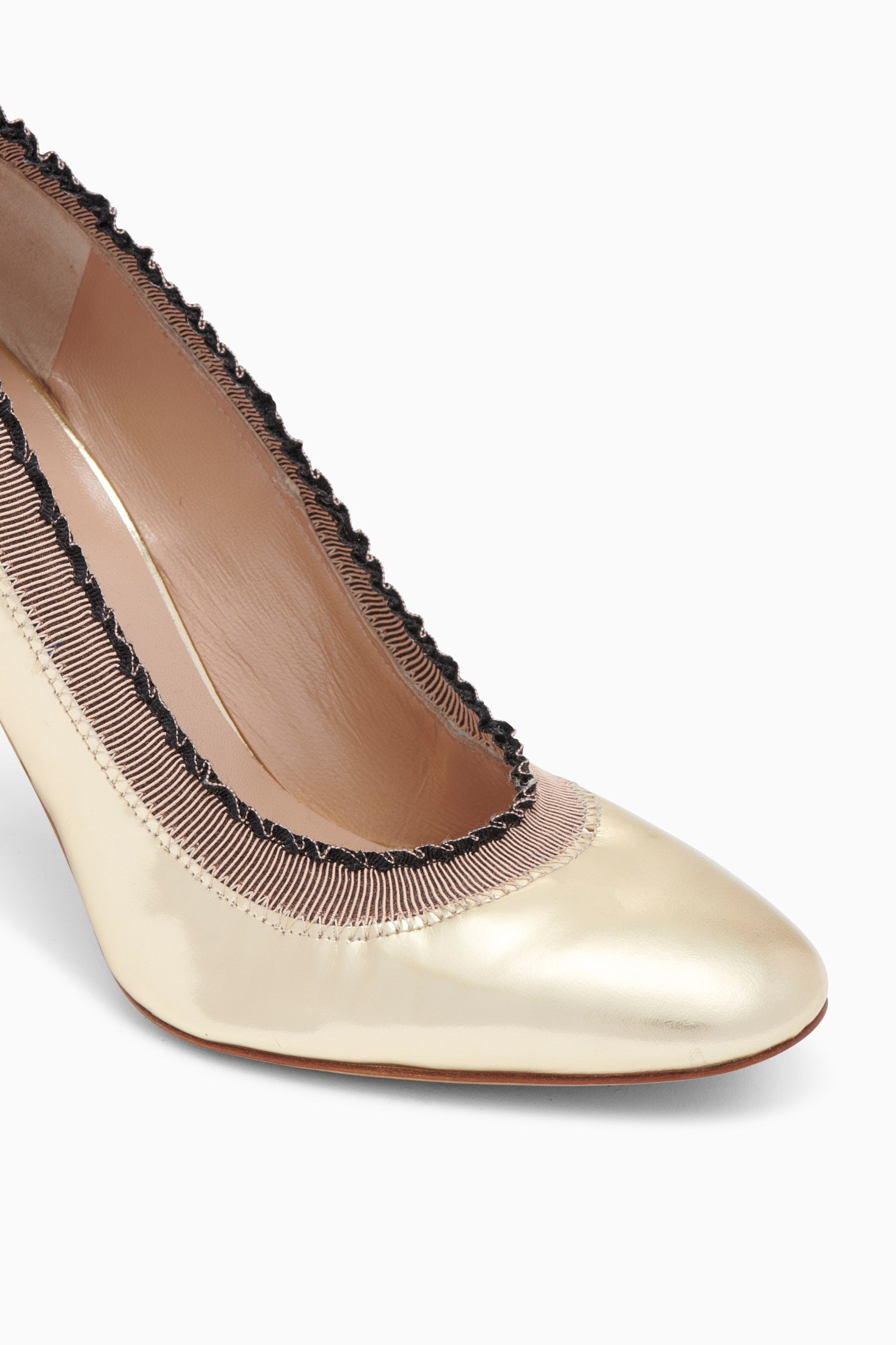 Elise Ruffle Pump - Platino