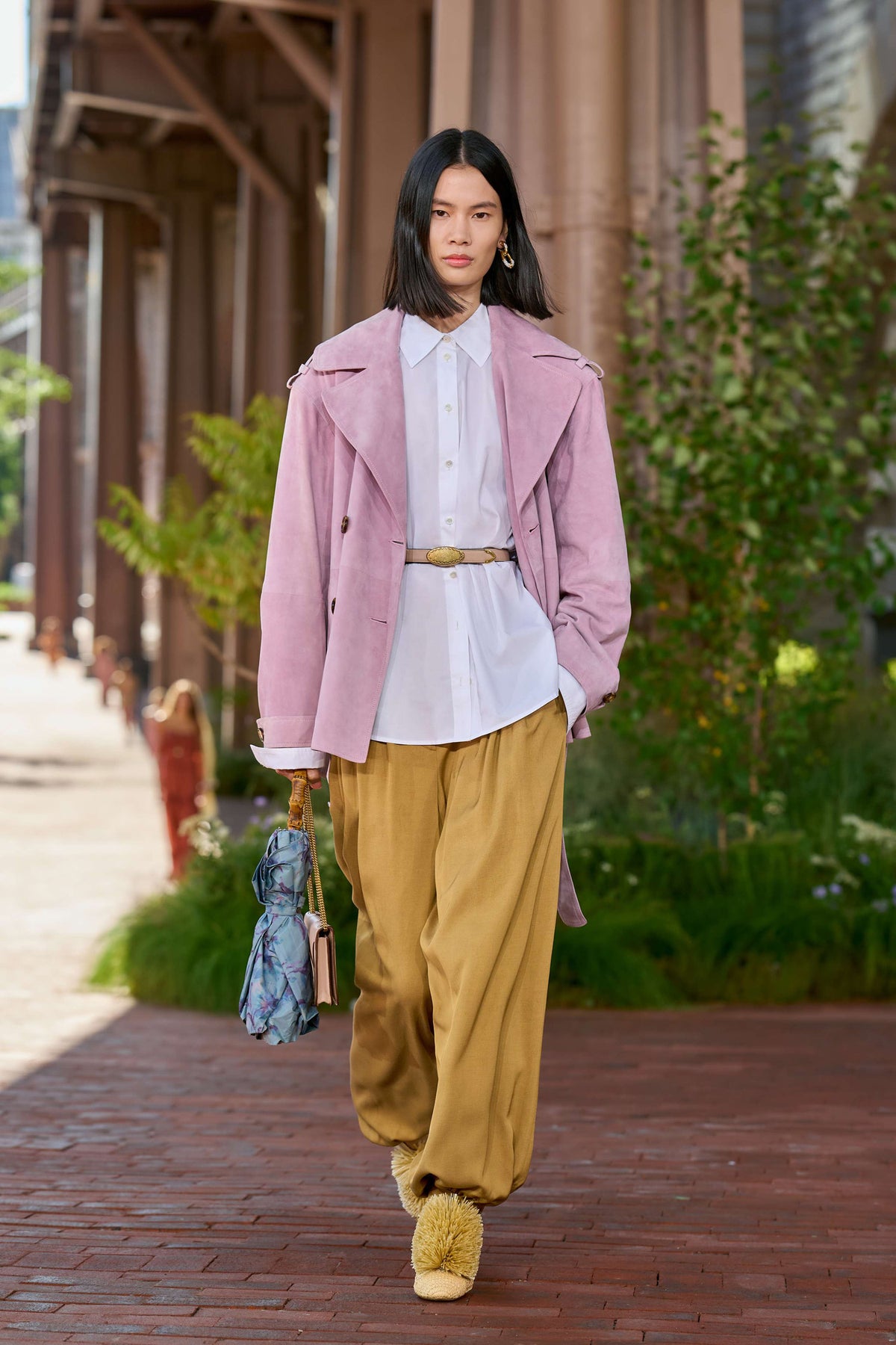 ⁣⁢Corinne Jacke mit Gürtel - Wisteria⁤⁣