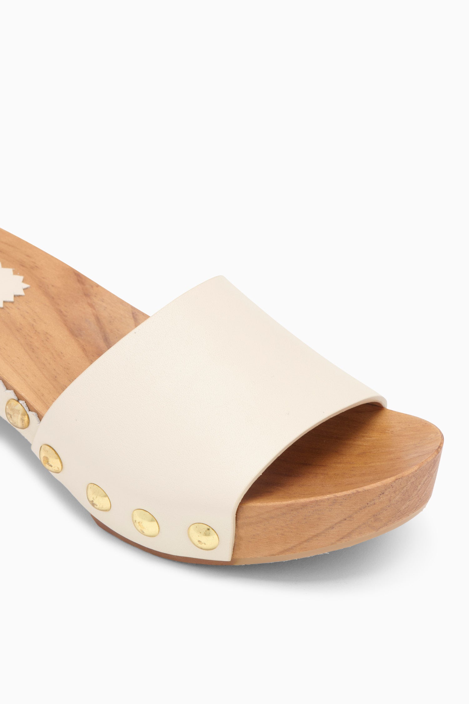 Esti Clog - Cowrie