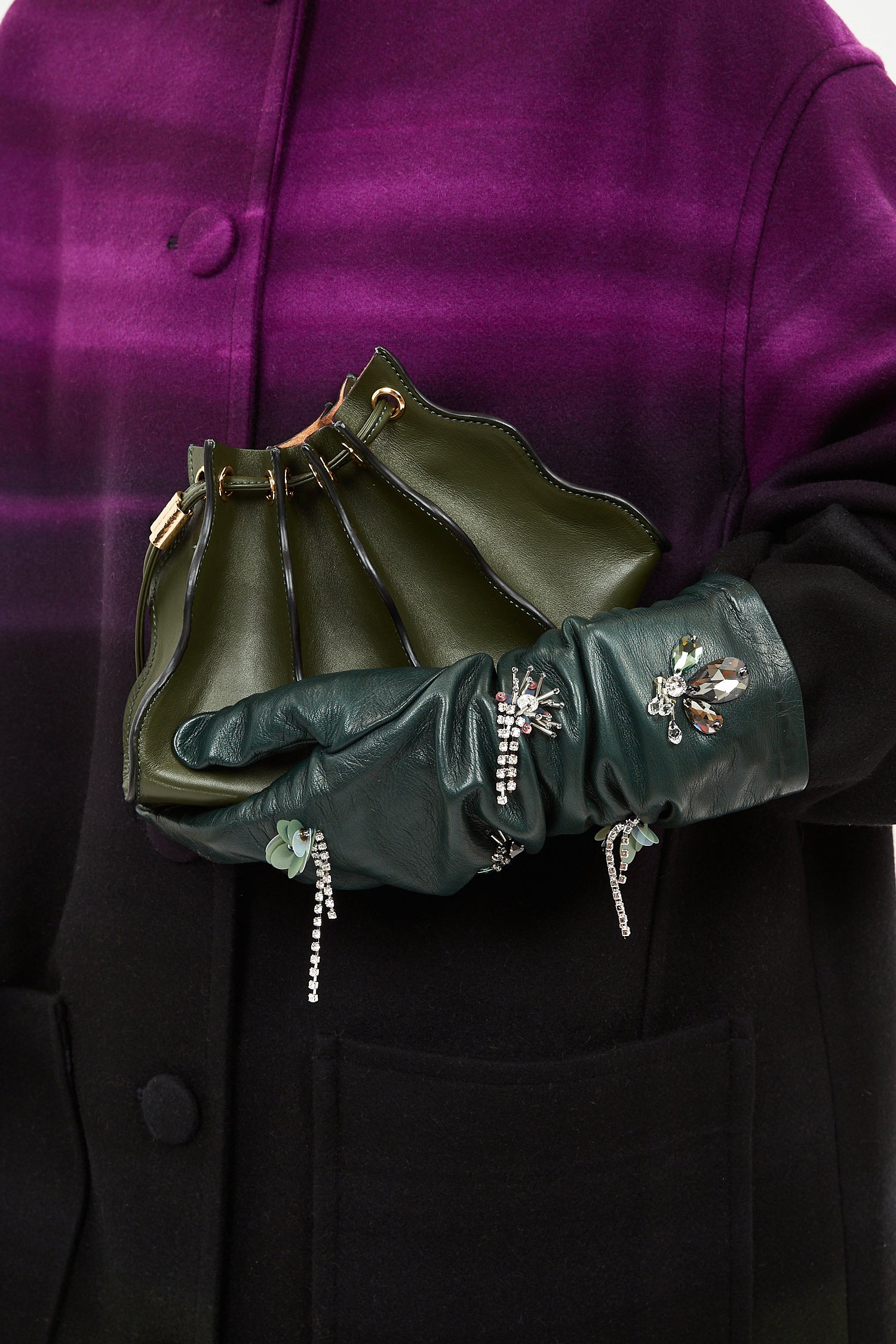 Laetitia Embellished Leather Gloves - Militaire
