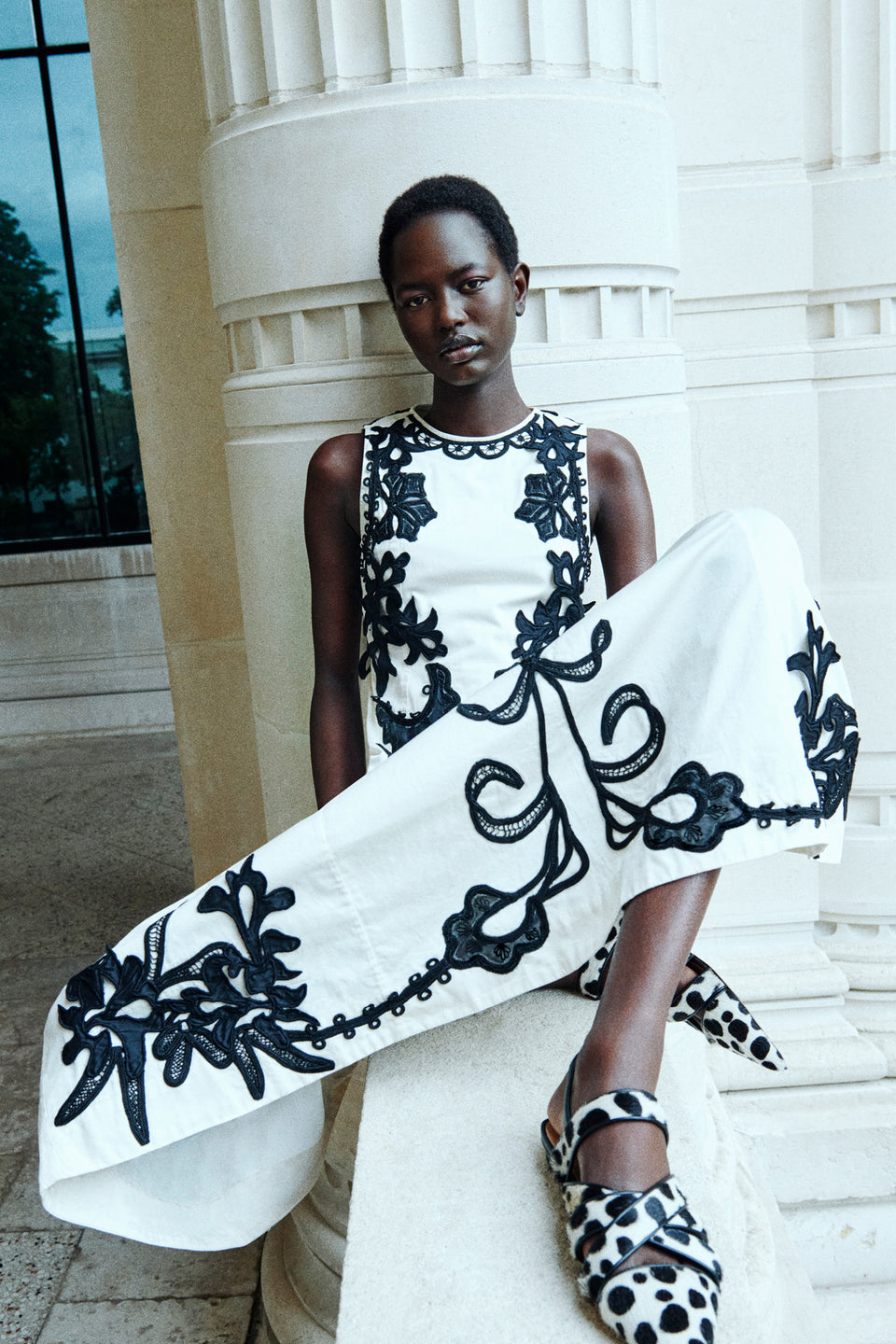 Sonali SL Emb Midi Dress - Anemone