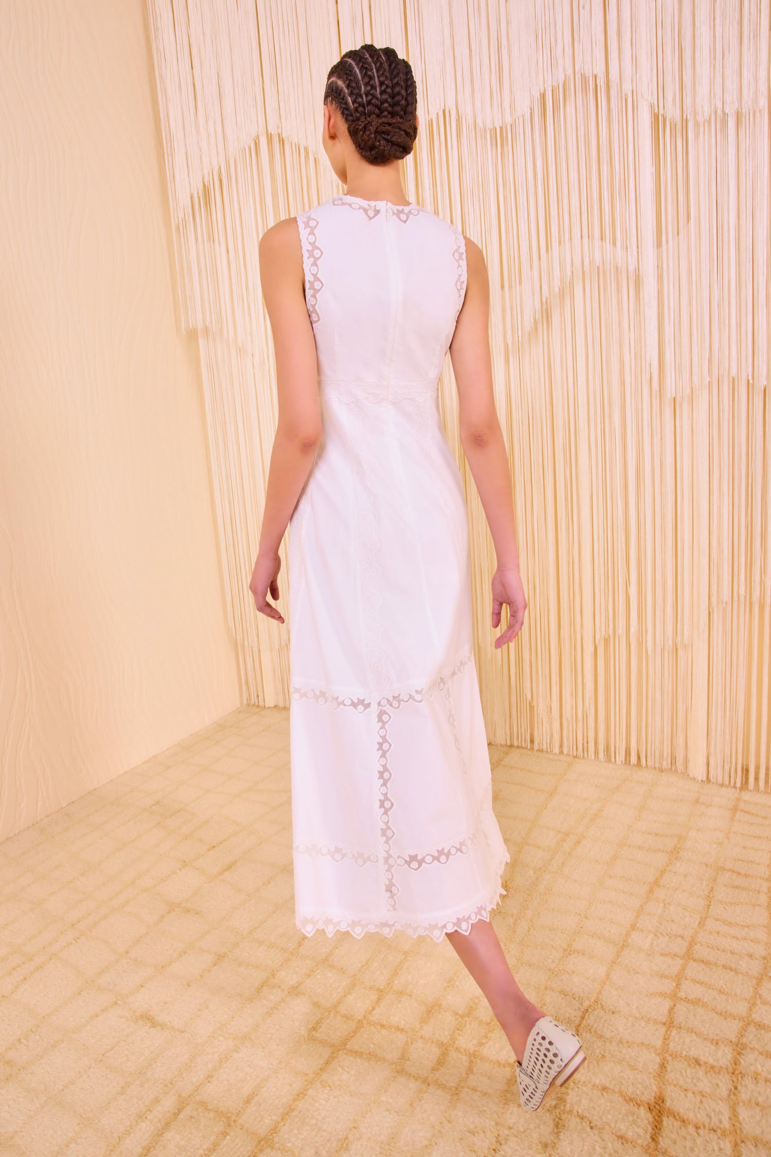 Anela Sleeveless Midi Dress - Pristine