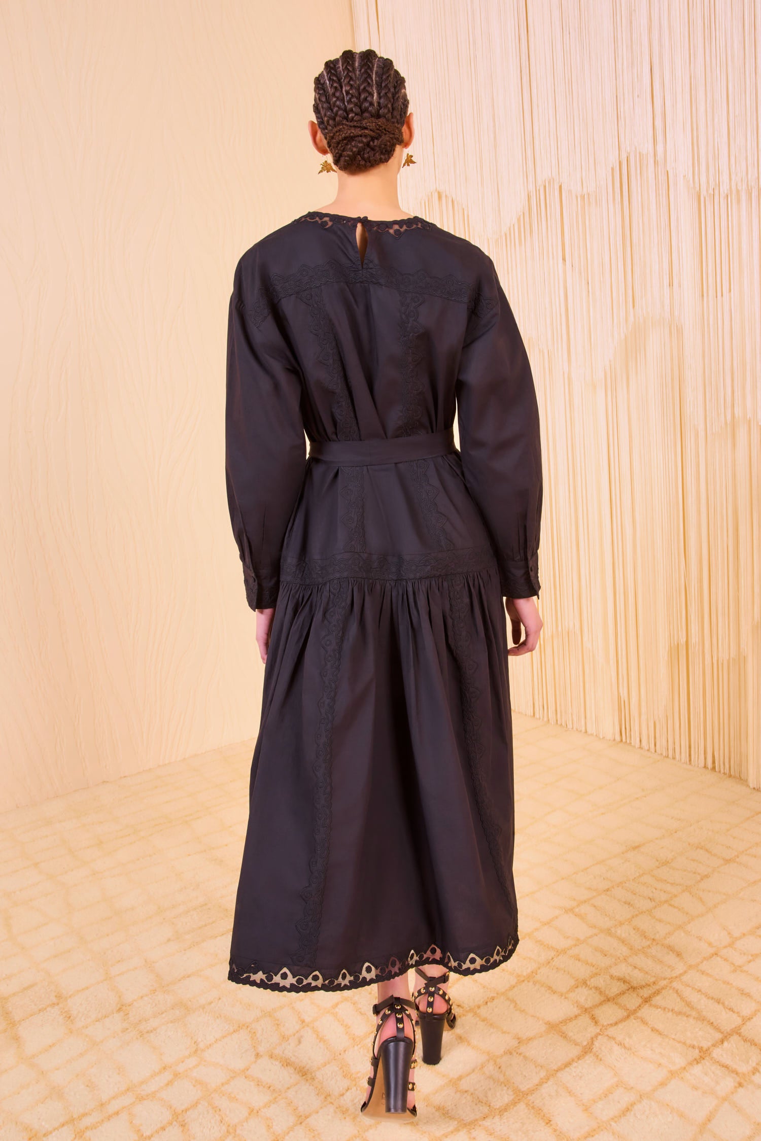 Brin Drop Waist Long Sleeve Dress - Noir