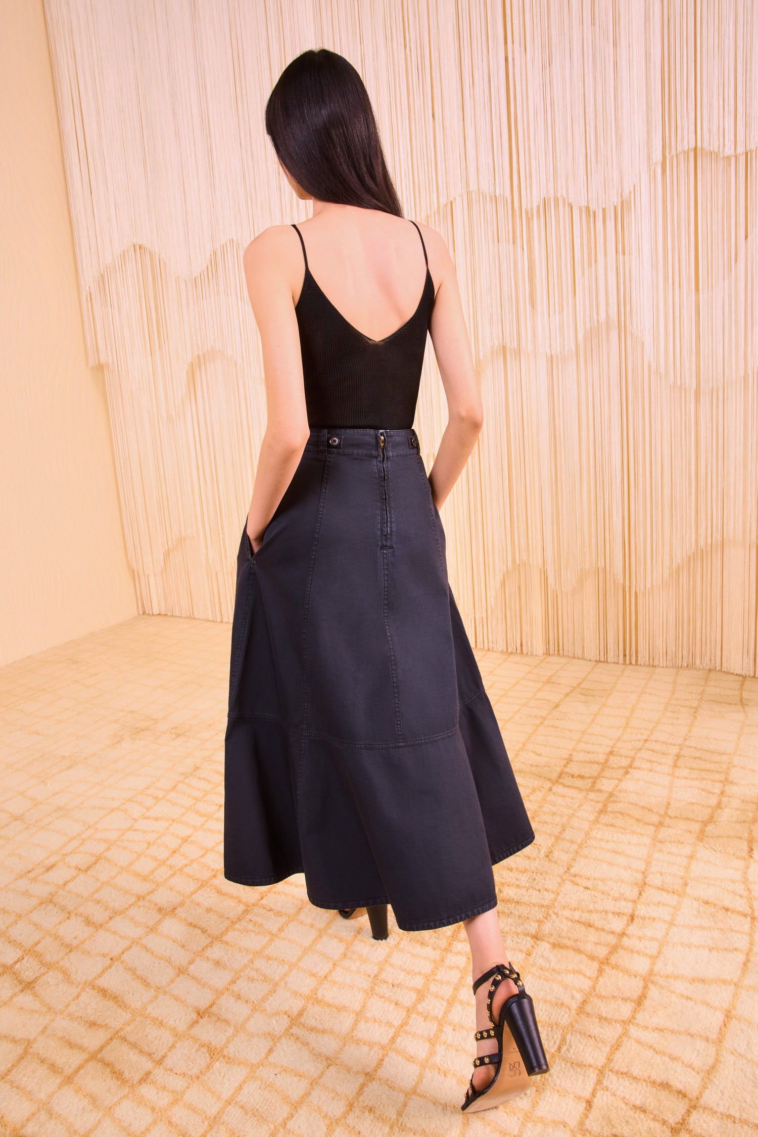 Finely High Waisted Skirt - Onyx