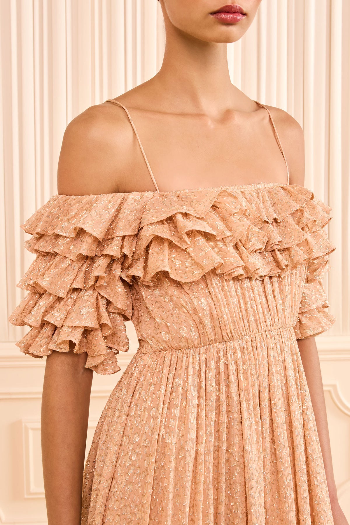 ⁣⁢Robe Persephone épaules dénudées - Cosmos⁤⁣