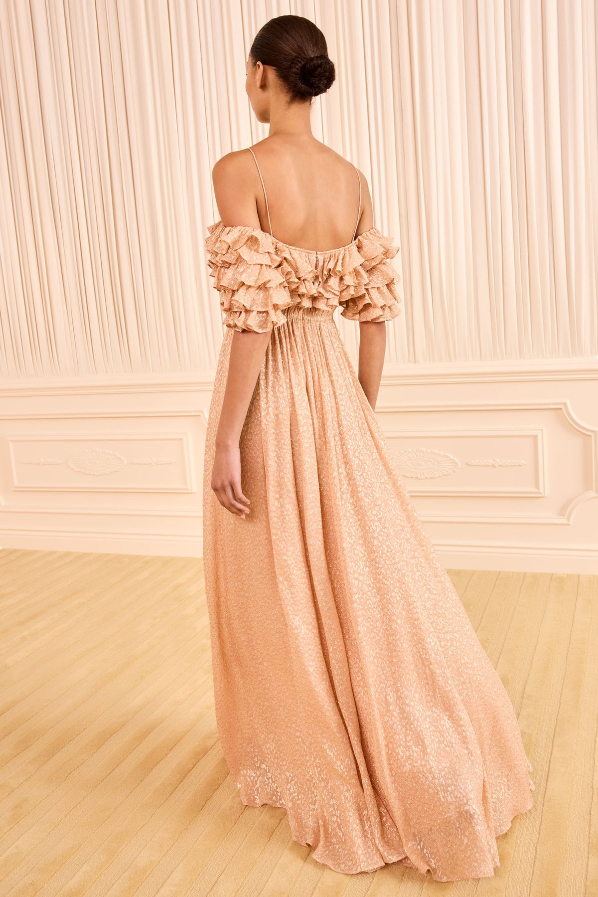 ⁣⁢Robe Persephone épaules dénudées - Cosmos⁤⁣