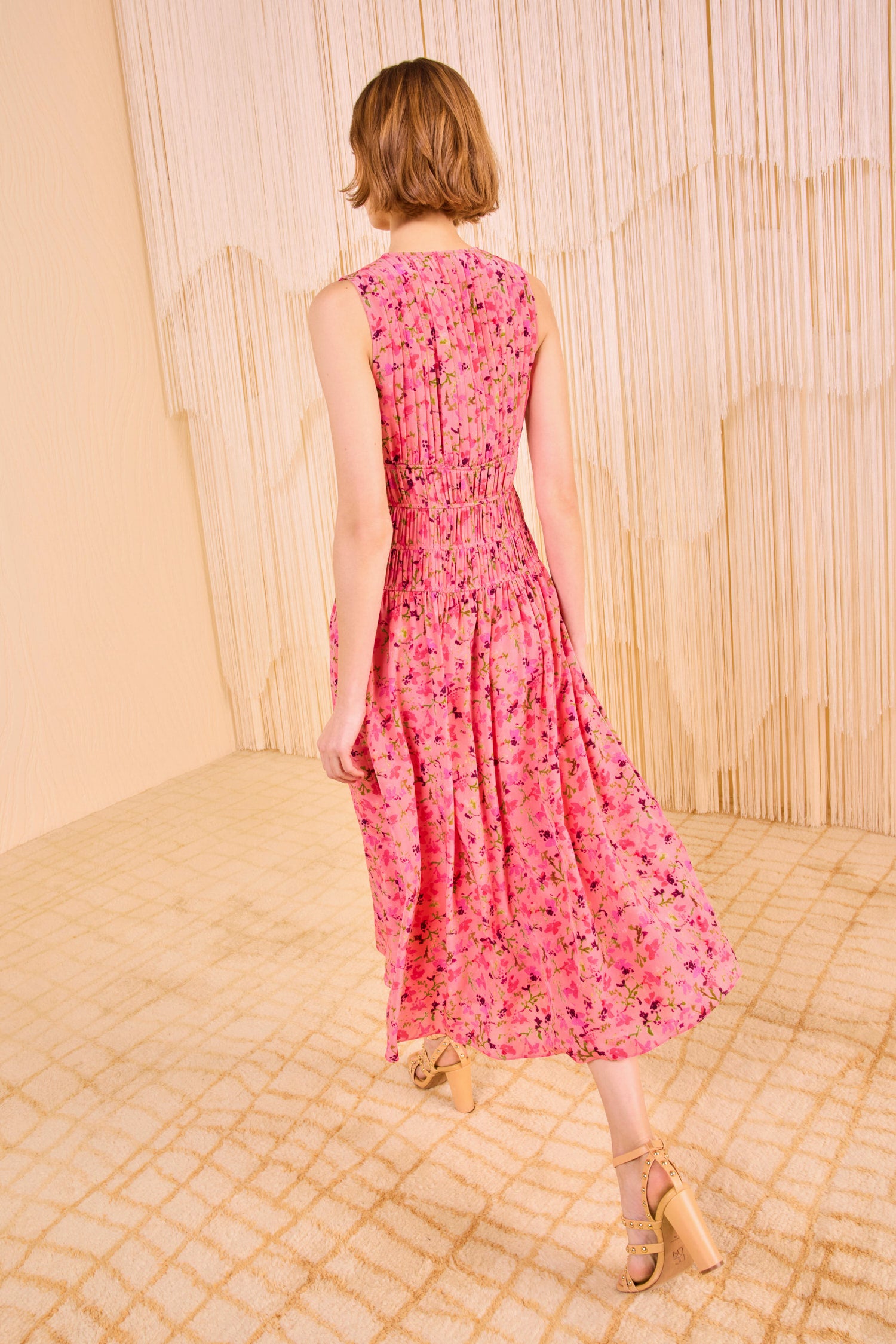 Sylvie Sleeveless V&ndash;Neck Midi Dress - Peony