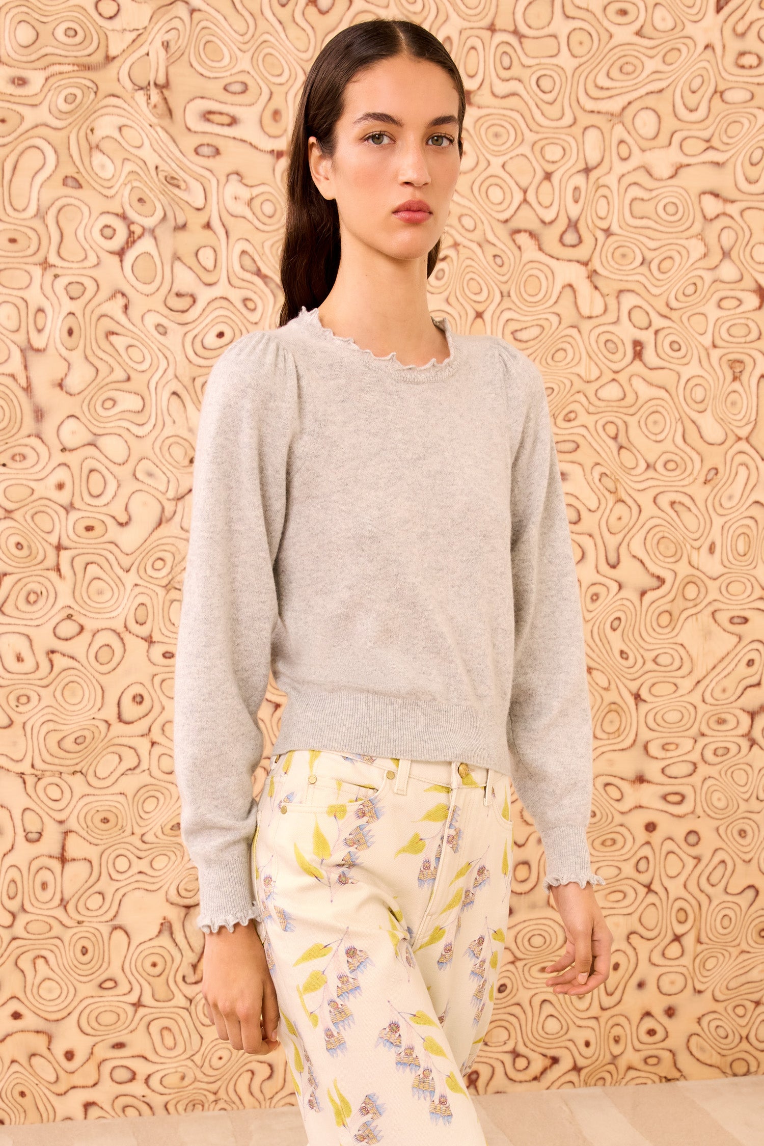 AMERI 完売　opensleeve layered sweat アイボリー Ameri（アメリ）の「OPEN SLEEVE LAYERED SWEAT（スウェット）」 - WEAR