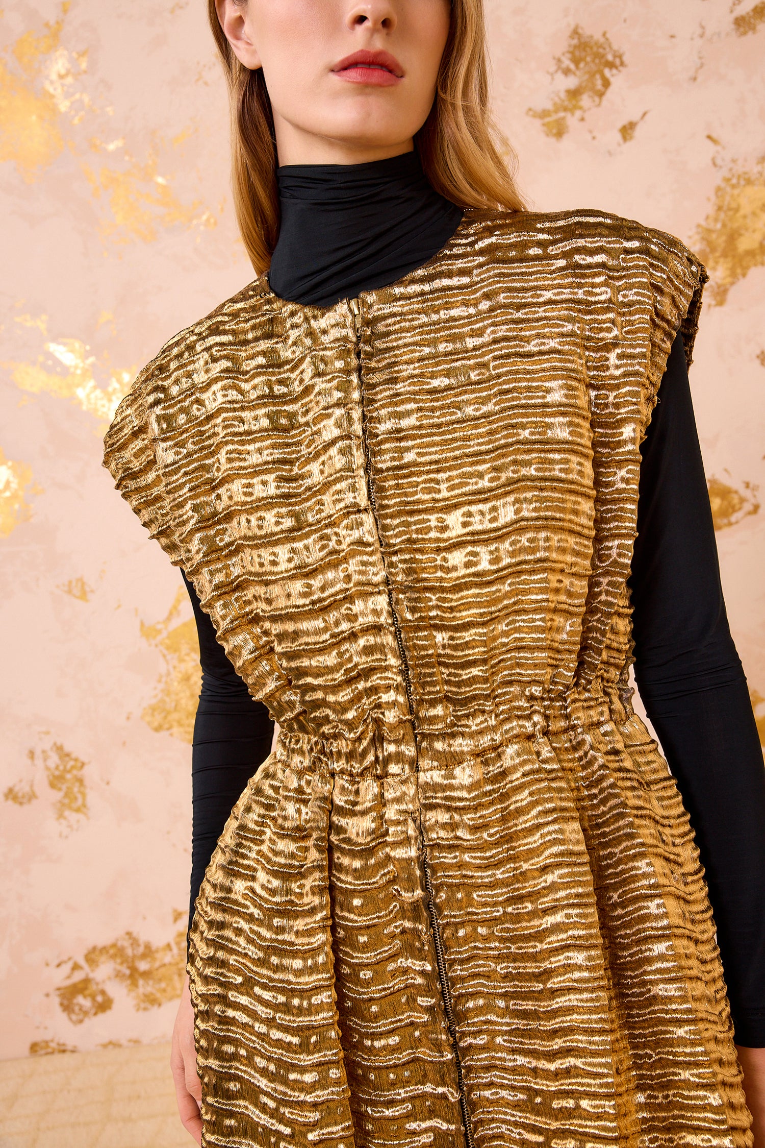 Agathe Metallic Short Sleeve Coat - Oro