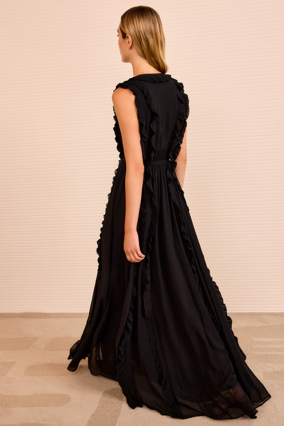 Aida Cascading Ruffle Gown - Noir