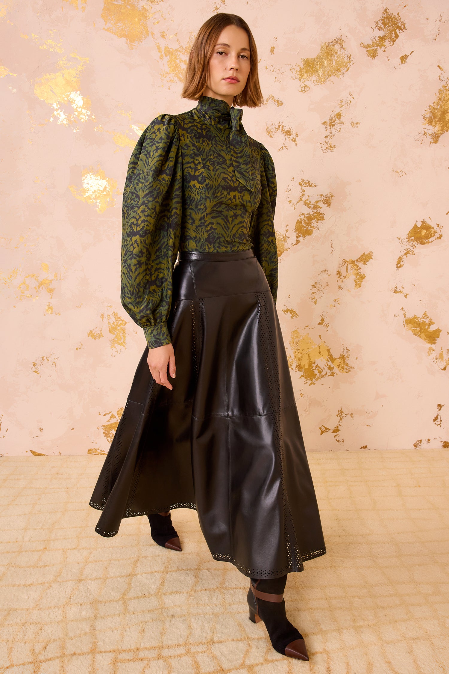 Aninda Leather Midi Skirt - Noir