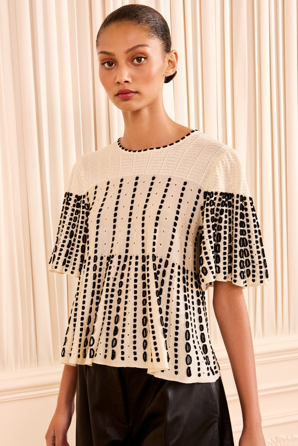 Avelina Knit Cape Top - Champagne