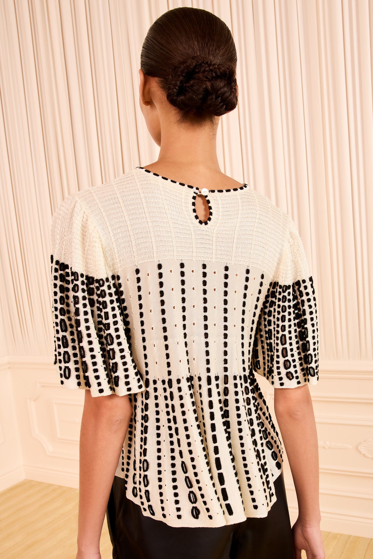 Avelina Knit Cape Top - Champagne
