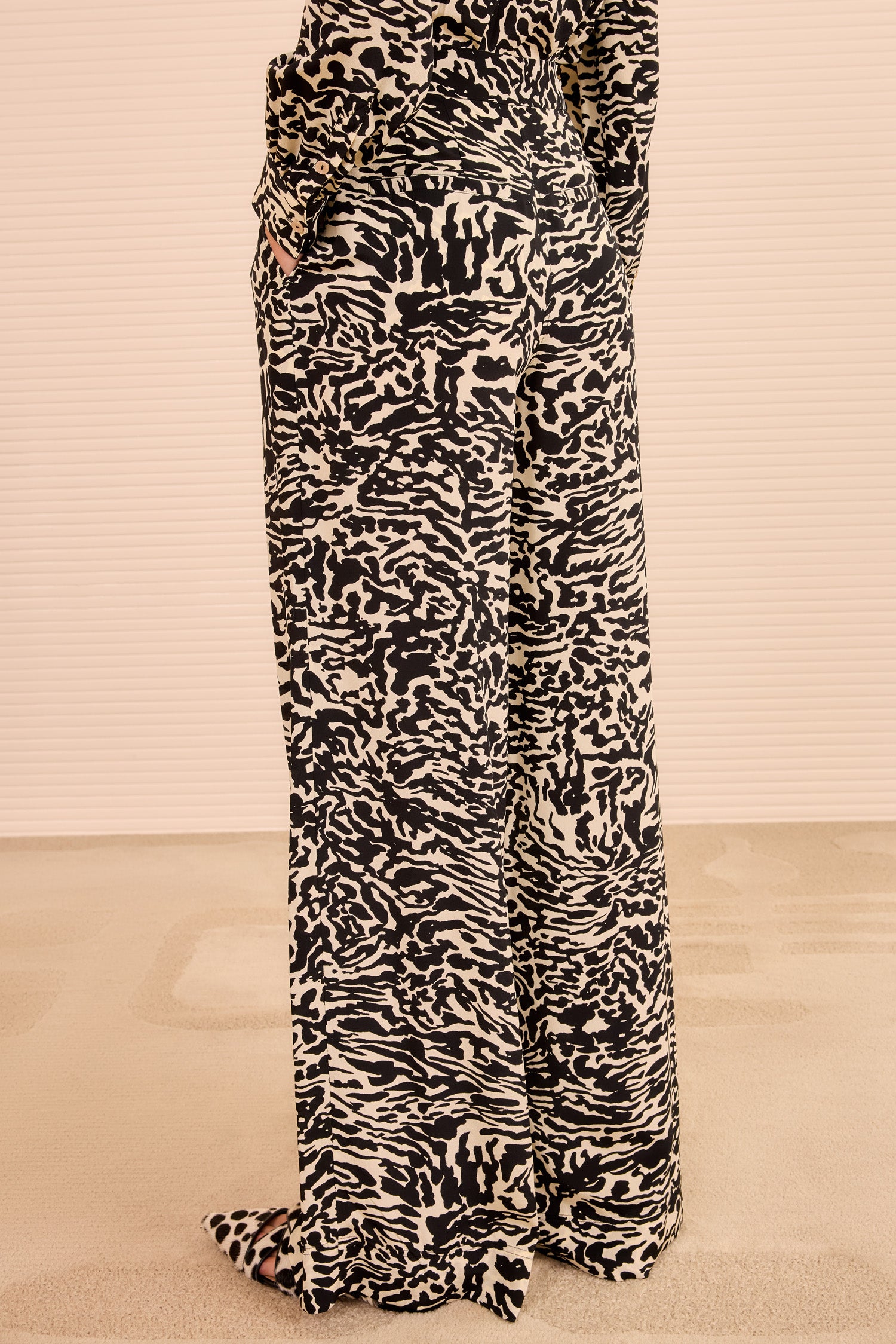 Aviva Wide Leg Pant - Spotted Jasper Black & White Animal Print