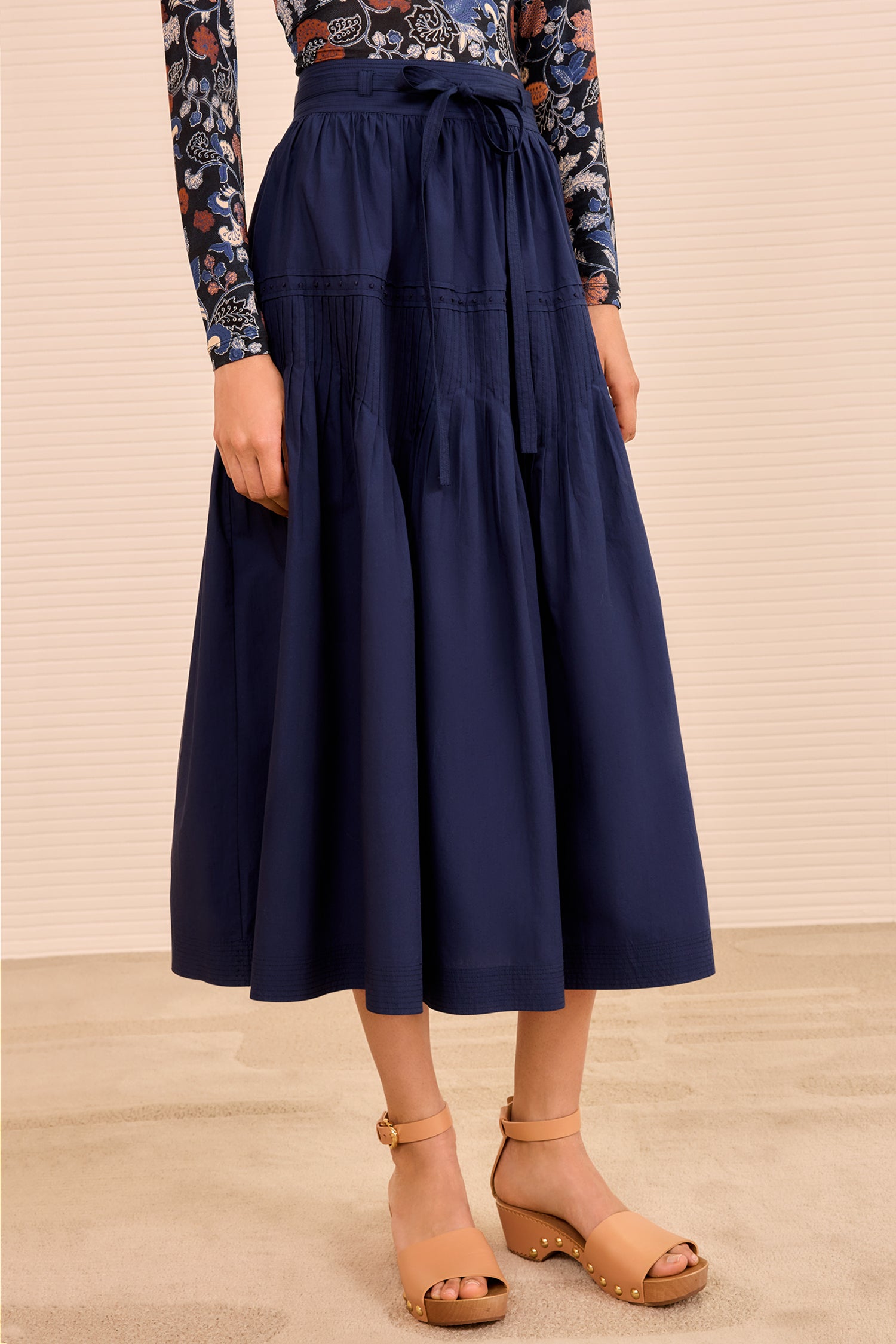 スカート theredthread S oval pleats dress THEREDTHREAD / ザレッドスレッド】S oval pleats dress