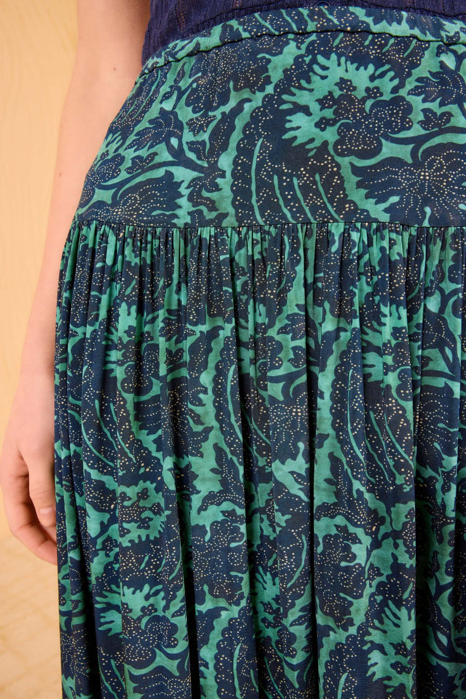 Blanche Pull On Midi Skirt - Verde