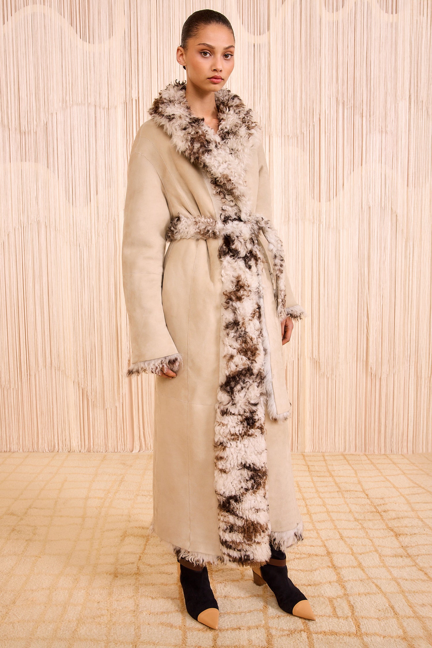 Ceryse Long Shearling Coat - Pietra