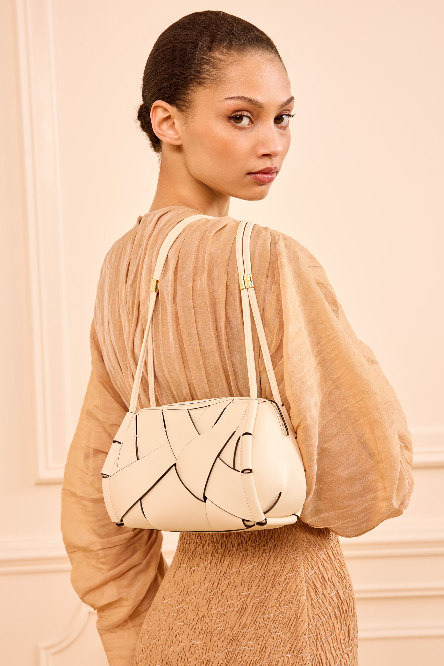 Charlotte Camera Bag - Cowrie