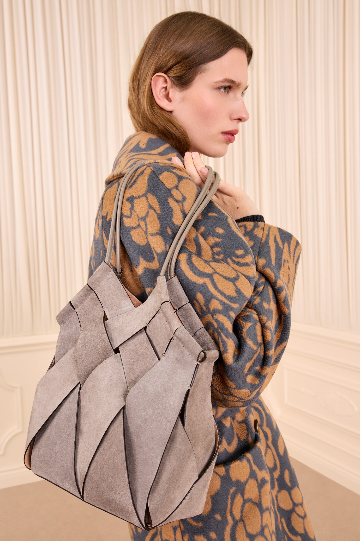 Charlotte Shoulder Bag - Dove