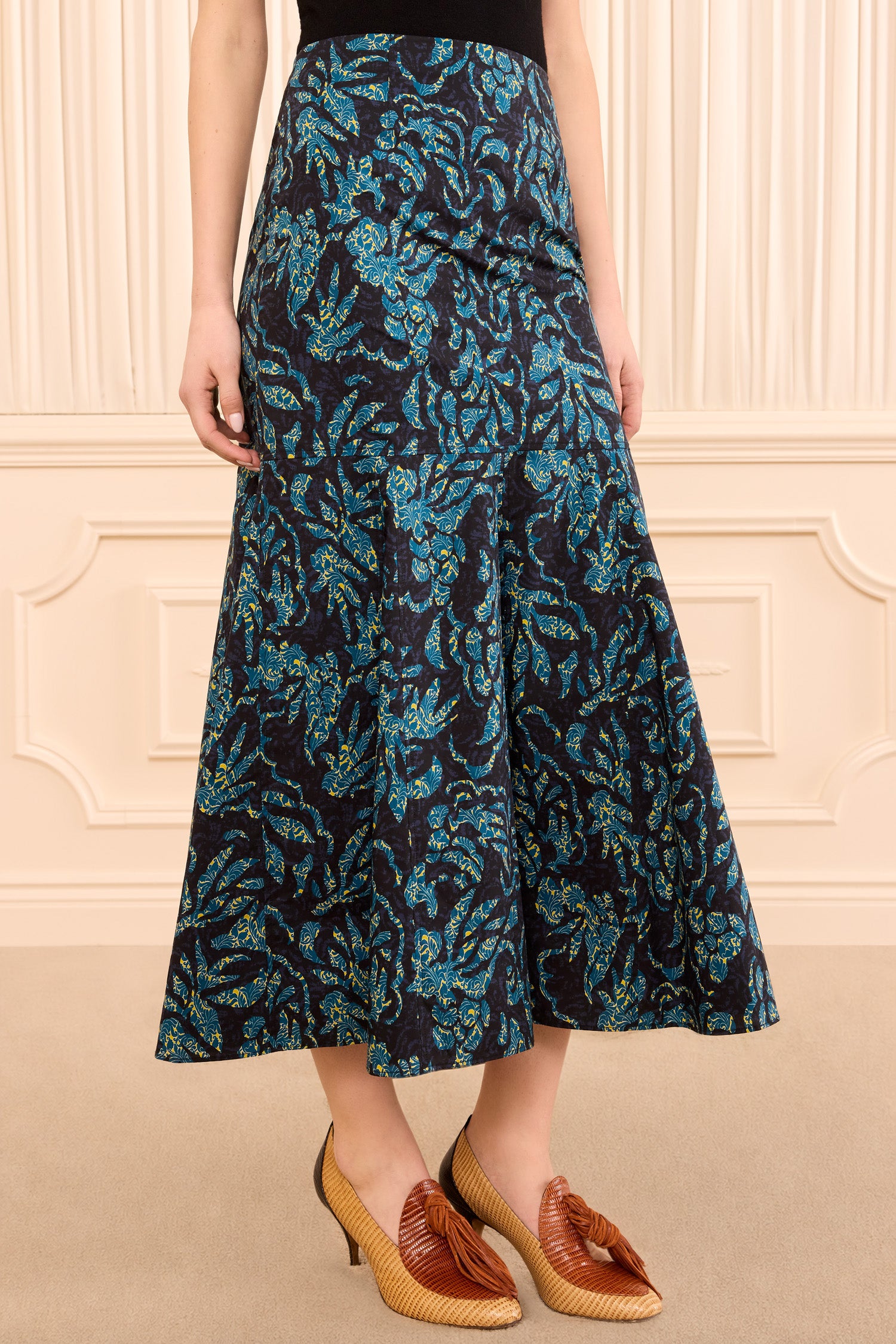 Ulla Johnson Clarisse Trumpet Midi Skirt - Midnight