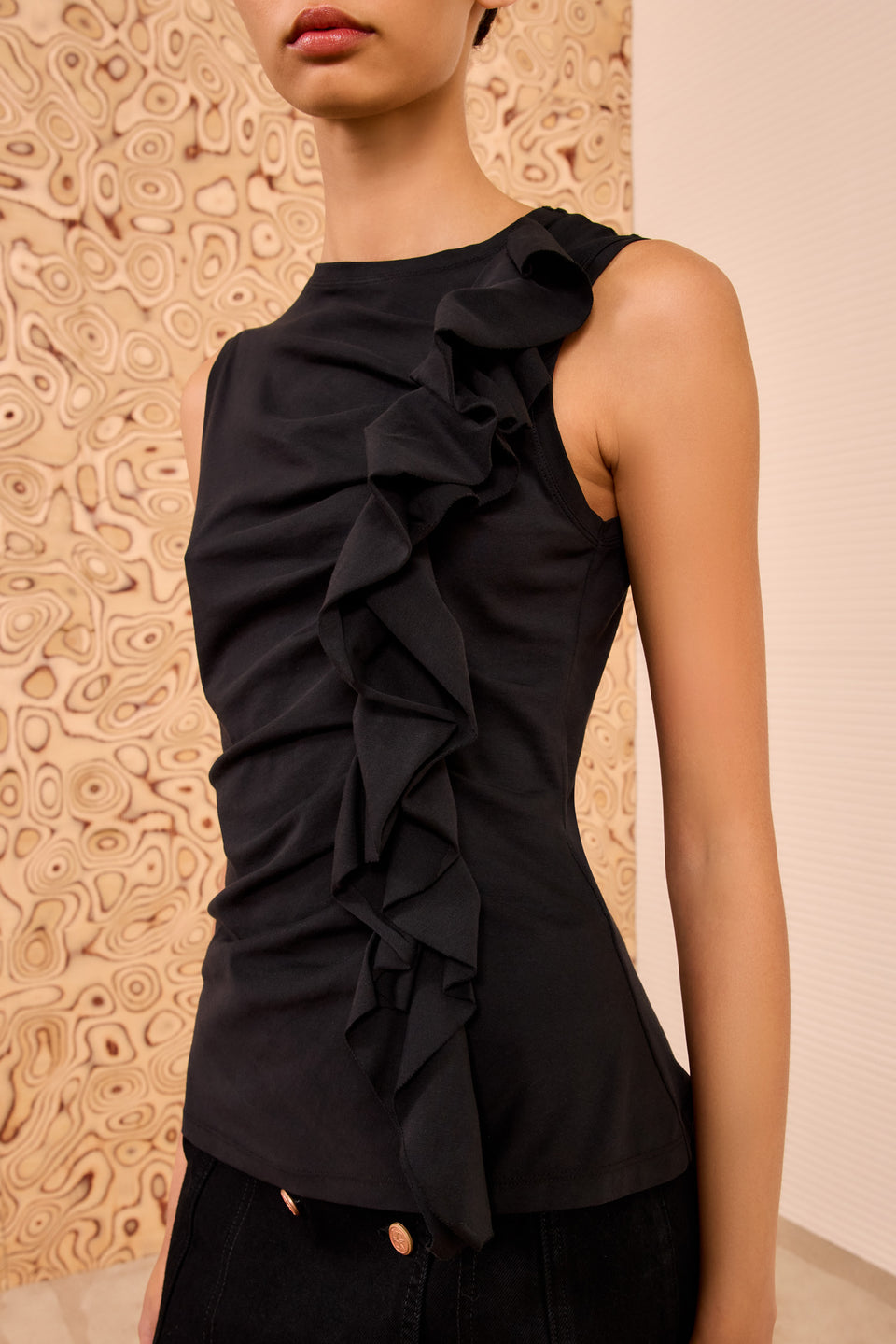 Clio Ruched Ruffle Top - Noir