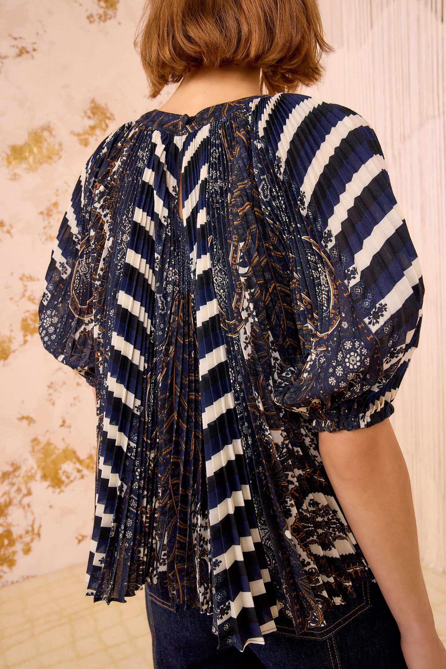 Dafne Pleated Short Sleeve Blouse - Eclipse