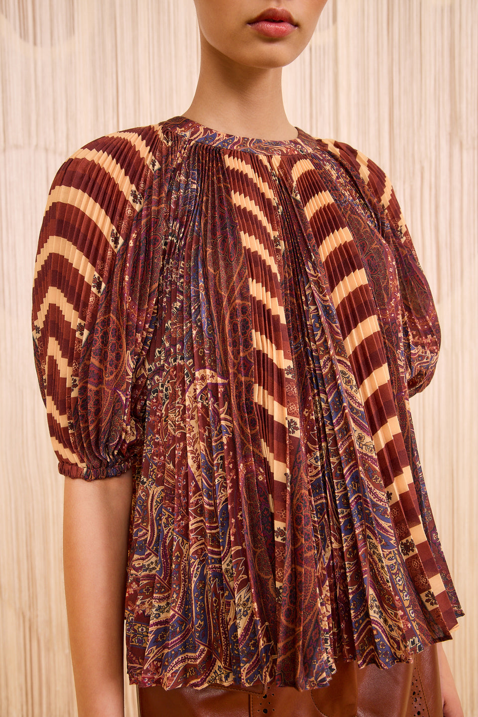 Dafne Pleated Short Sleeve Blouse - Topaz