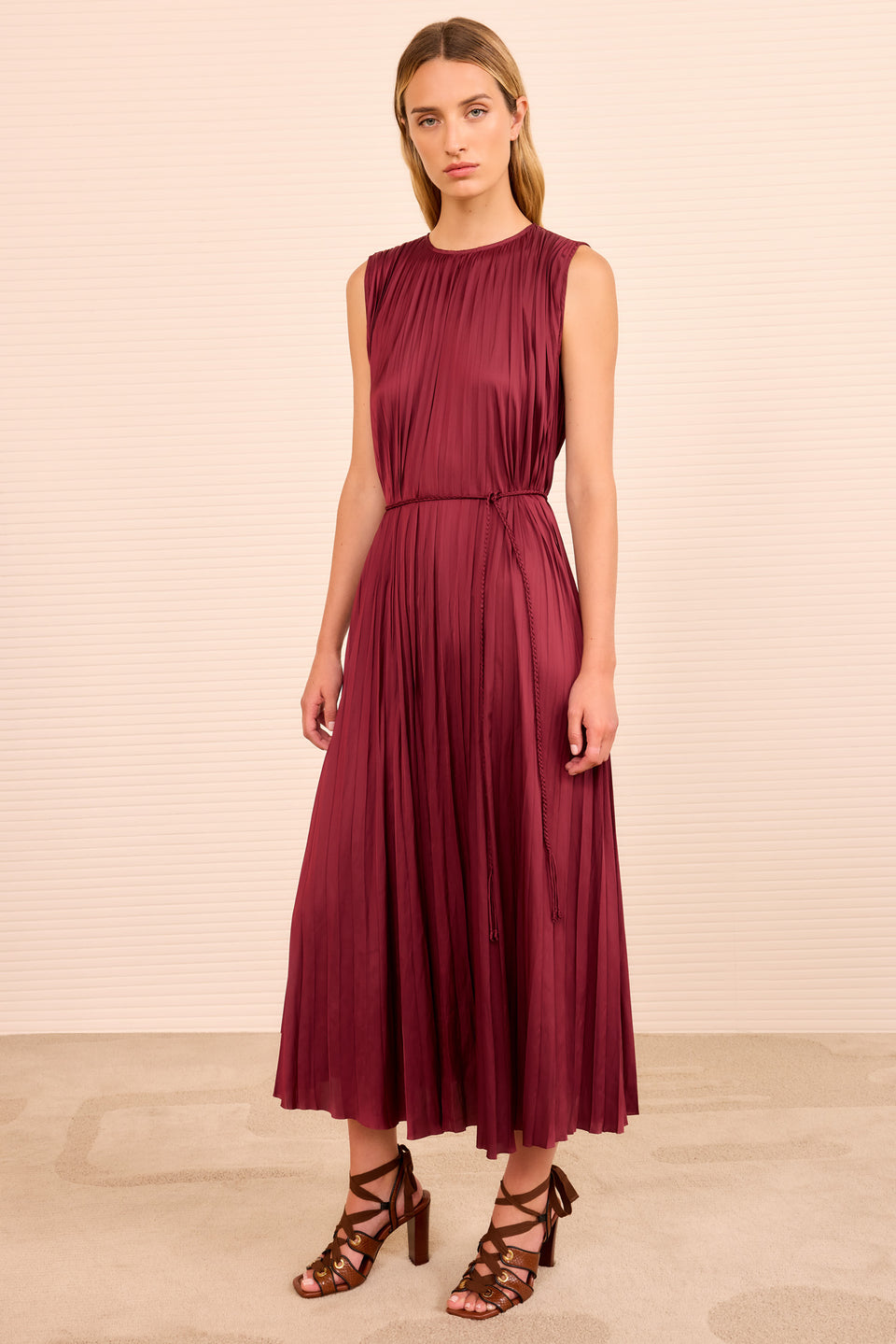 Fianna Pleated SL Midi Dress - Claret