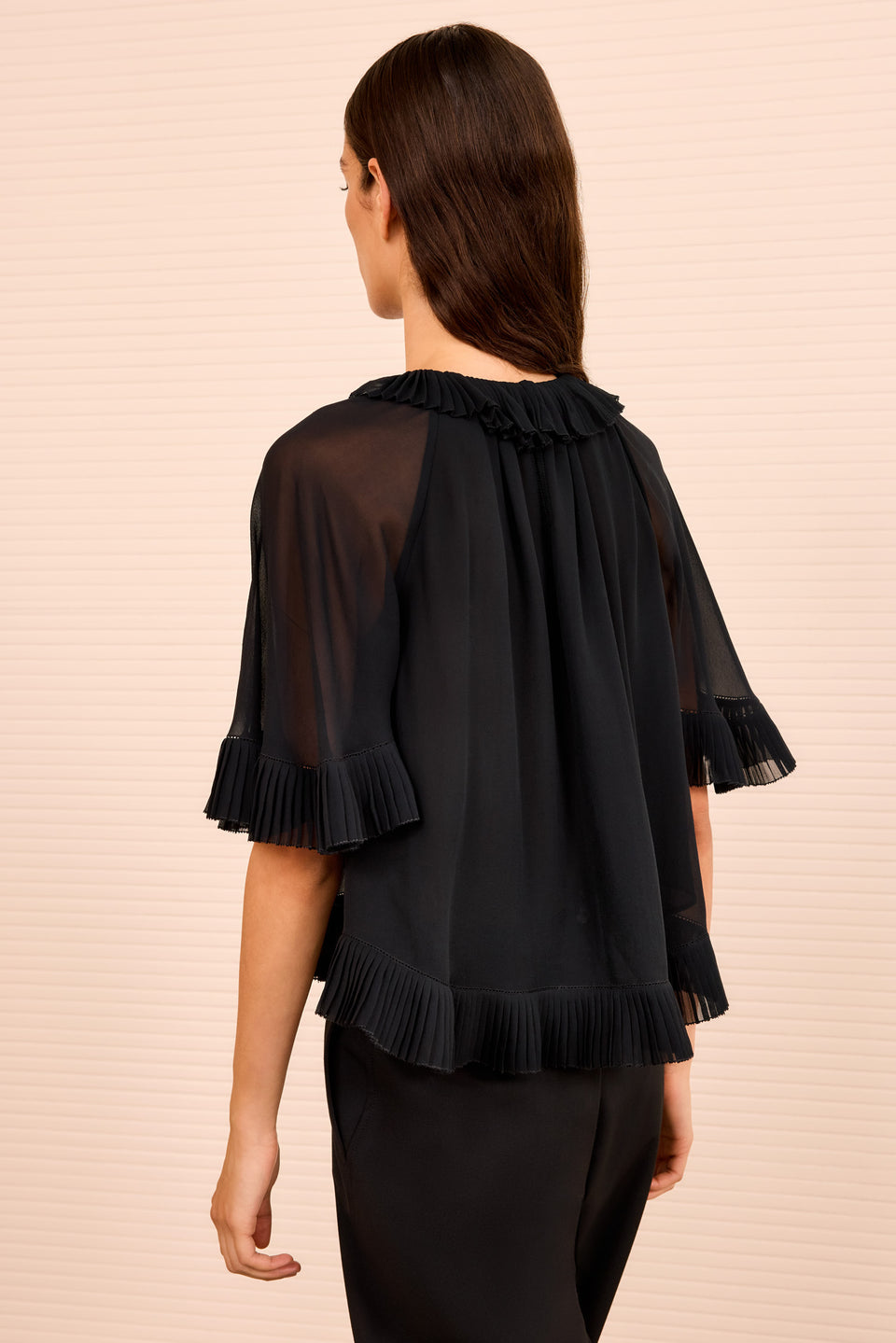 Helaine Flowy Short Sleeve Top - Noir