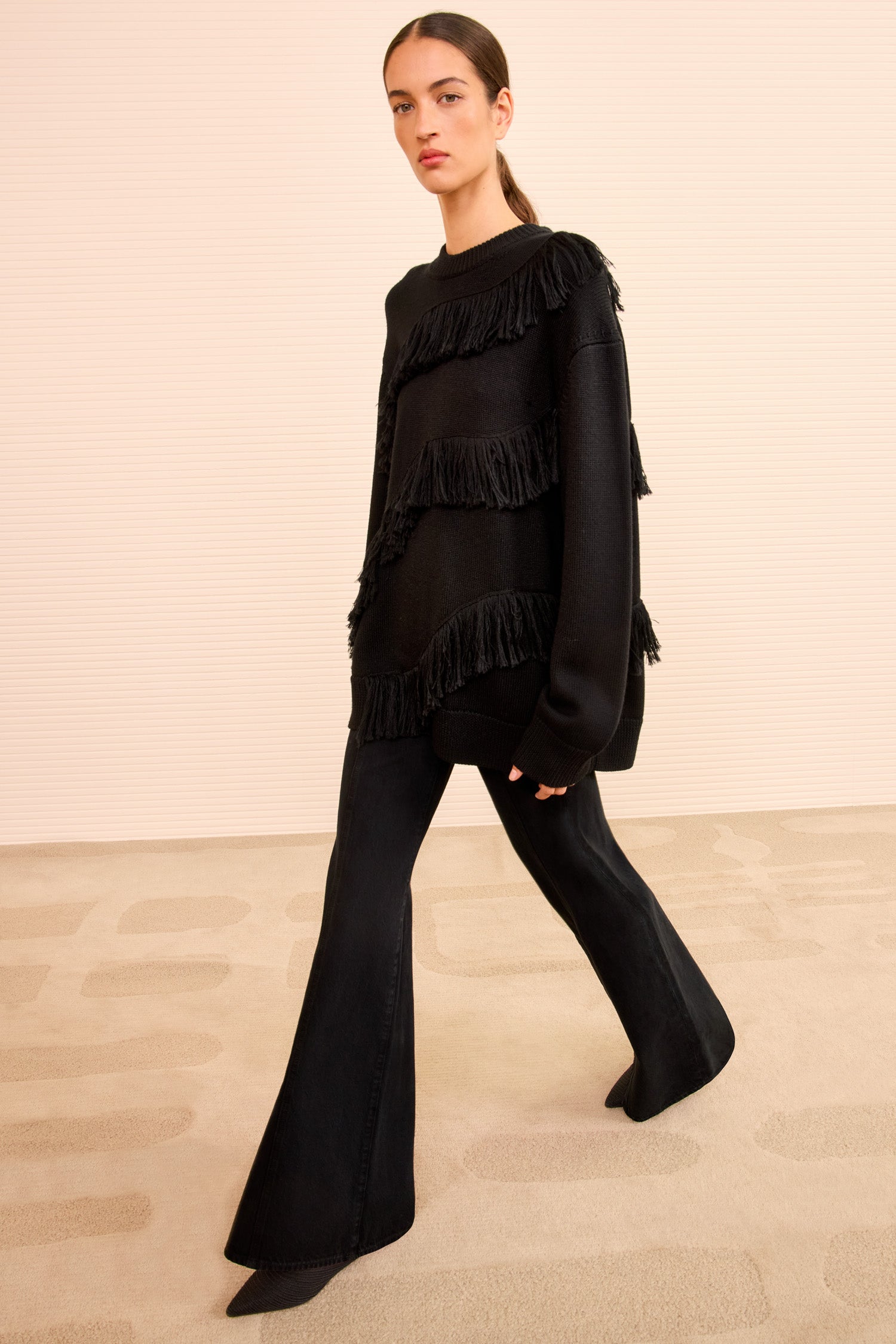 Ina Oversized Fringe Pullover - Noir Black Long Sleeve Wool Knit