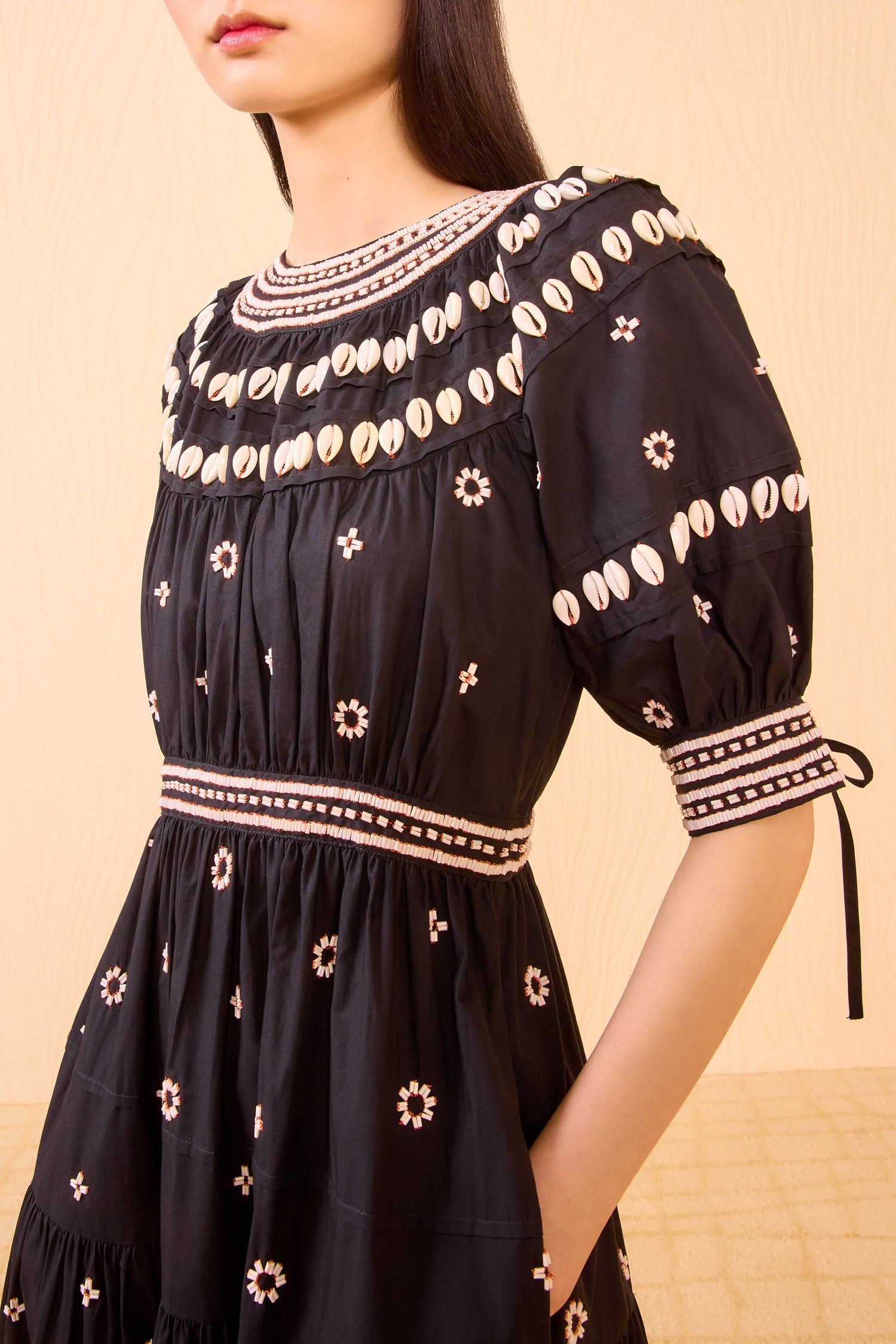 ULLA JOHNSON ブラック花柄ワンピースMA40 Innika Dress - Noir Black Floral Embroidered Cotton Poplin