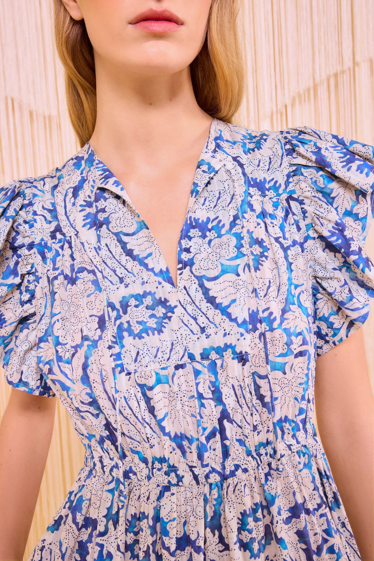 Kairi Flutter Sleeve Midi Dress - Ciel