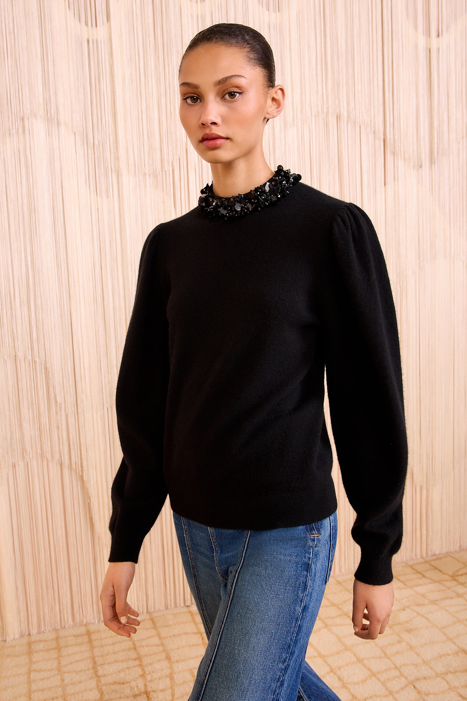 Kalani Embroidered Cashmere Long Sleeve - Noir