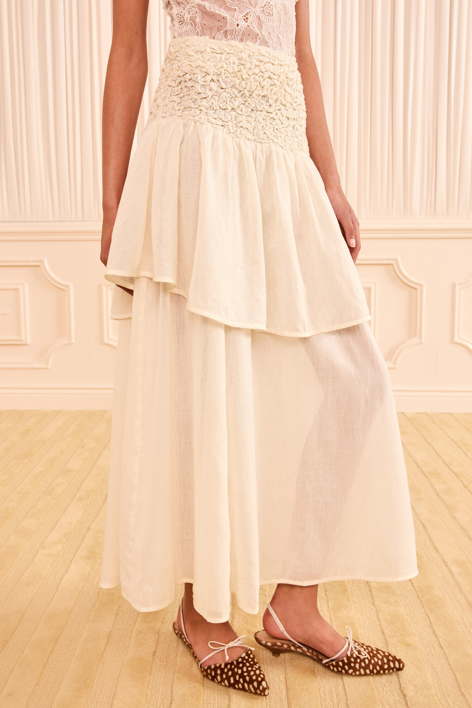 Cowrie Cotton Wool Tiered Midi Skirt - Close-Up Skirt Detail | Ulla Johnson