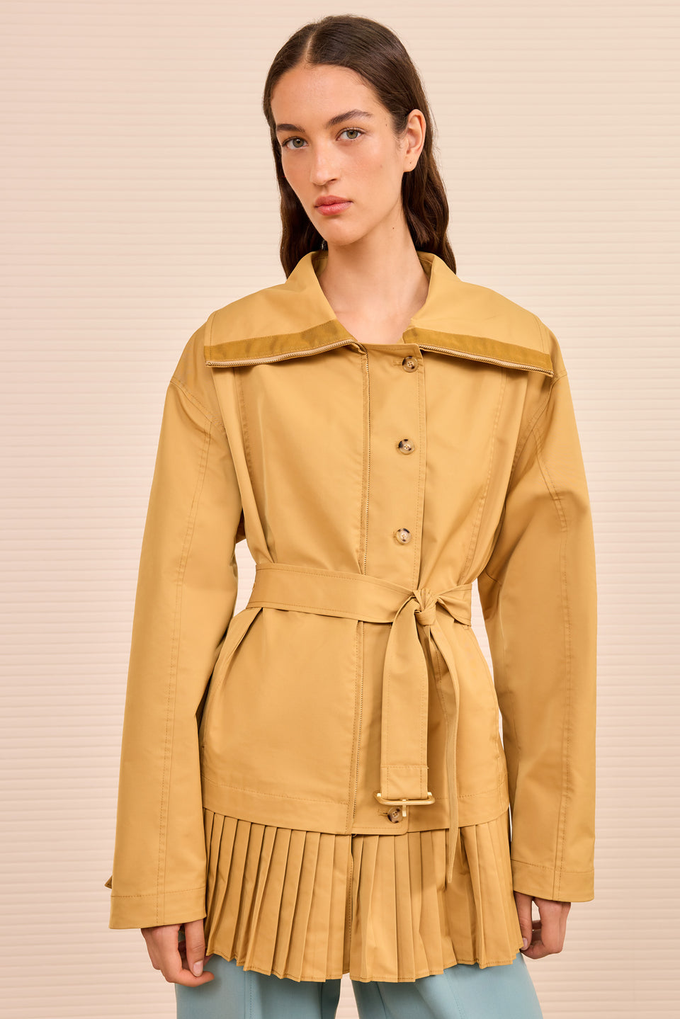 Lison Jacket w/ Pleat Detail - Almond