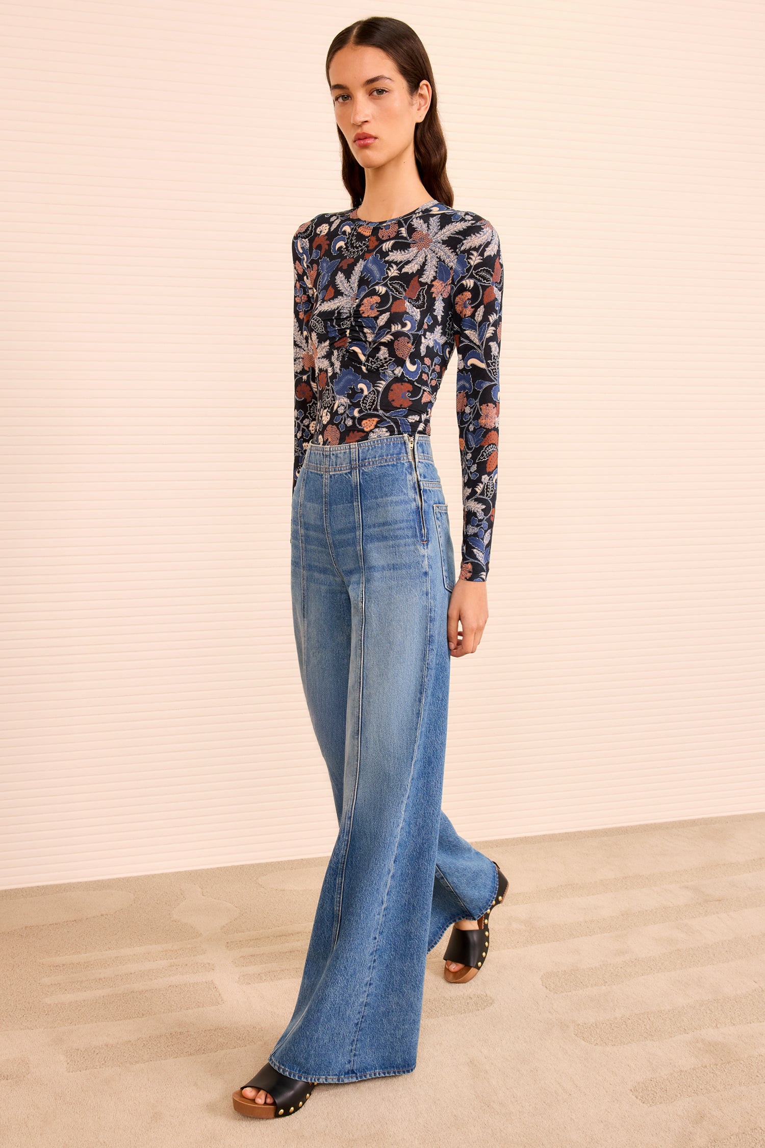 Neri Long Sleeve Ruched Top - Moonlight Floral