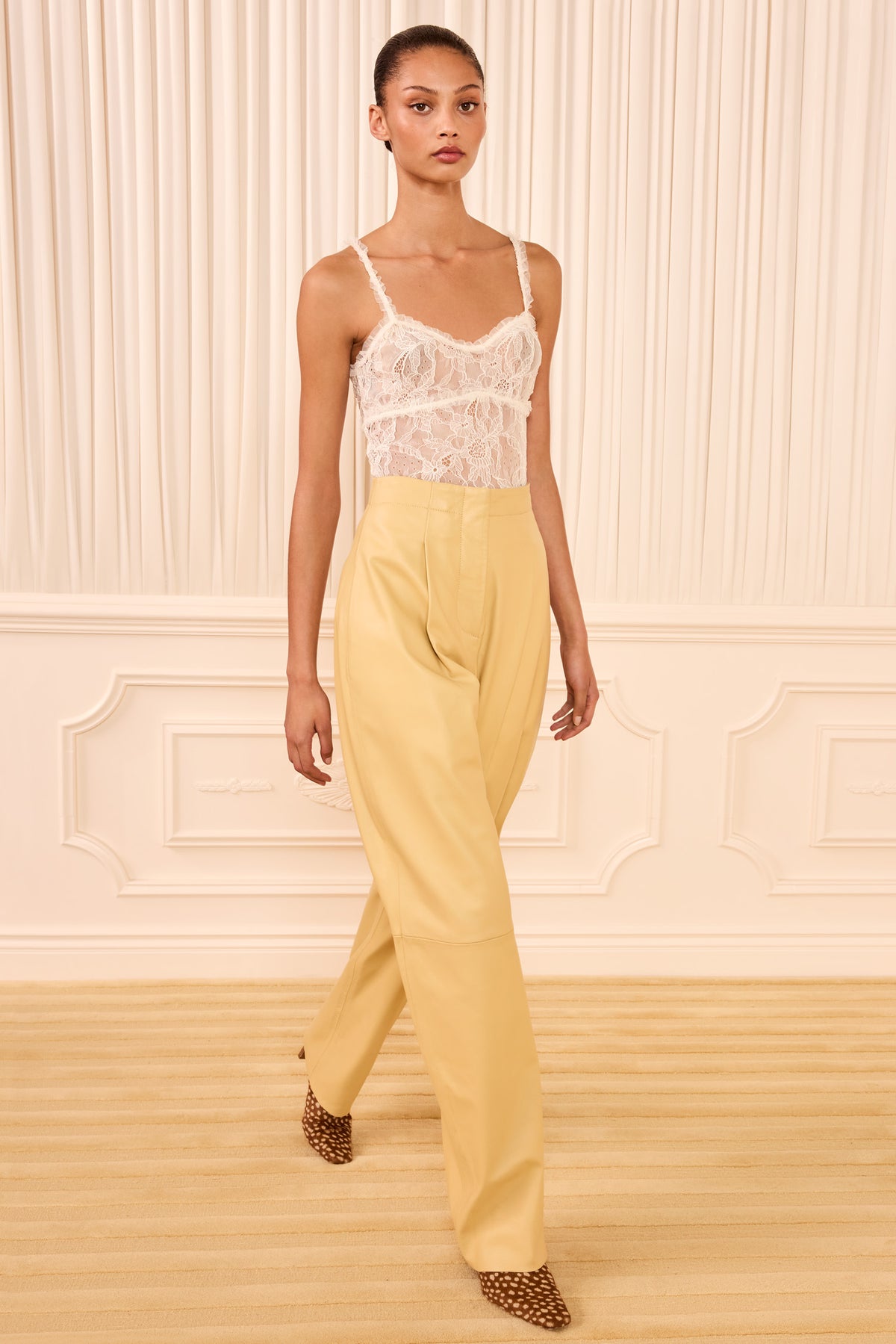 Nathalie Barrel Leg Trouser - Solene