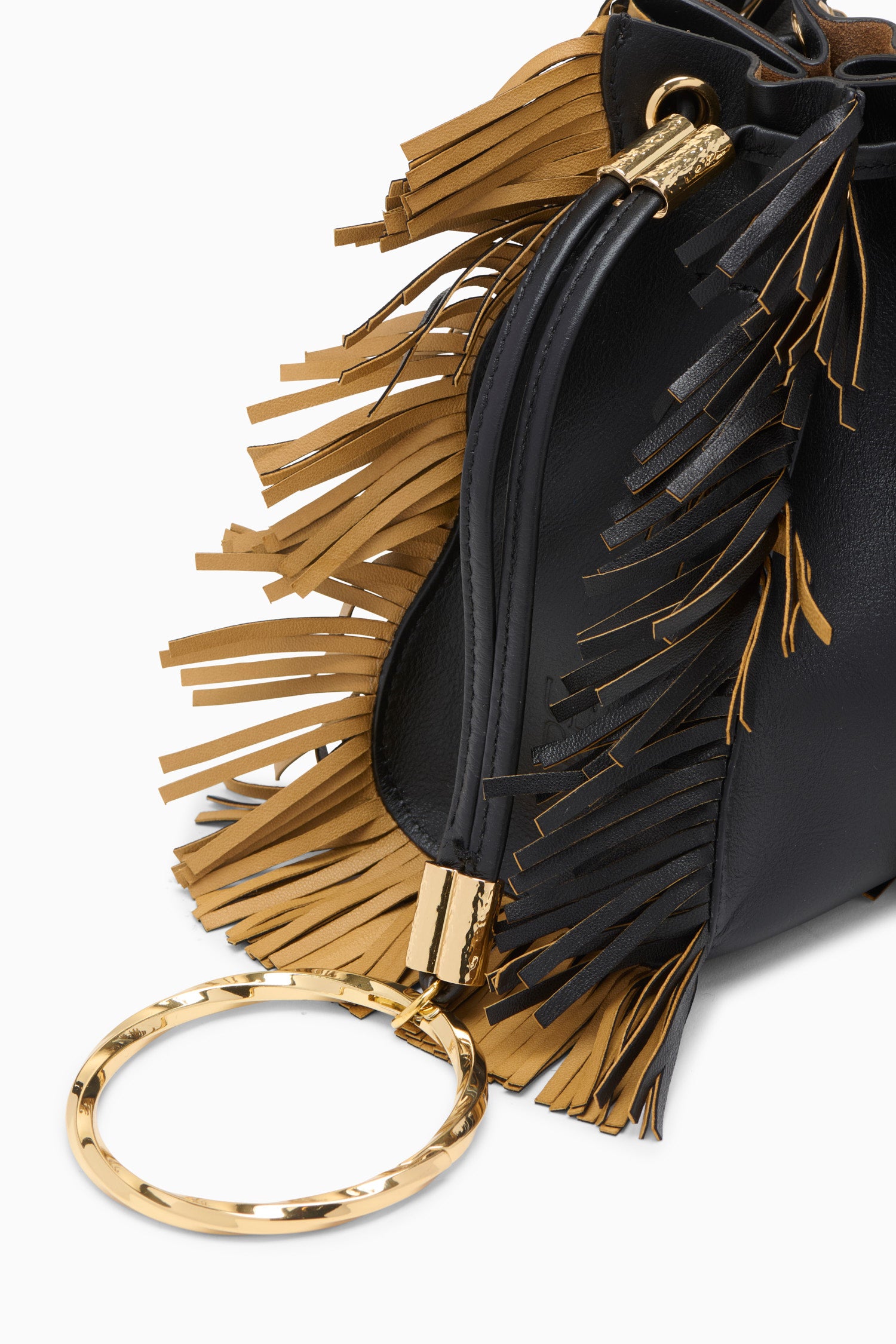 Adria Pleated Wave Pochette - Noir Fringe